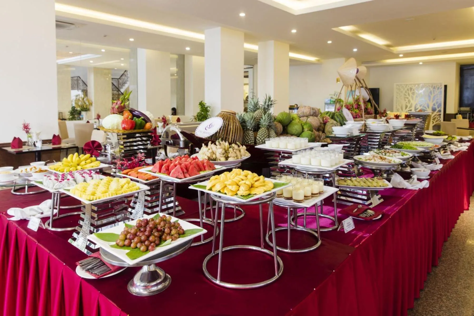 Breakfast in Eagle Hotel