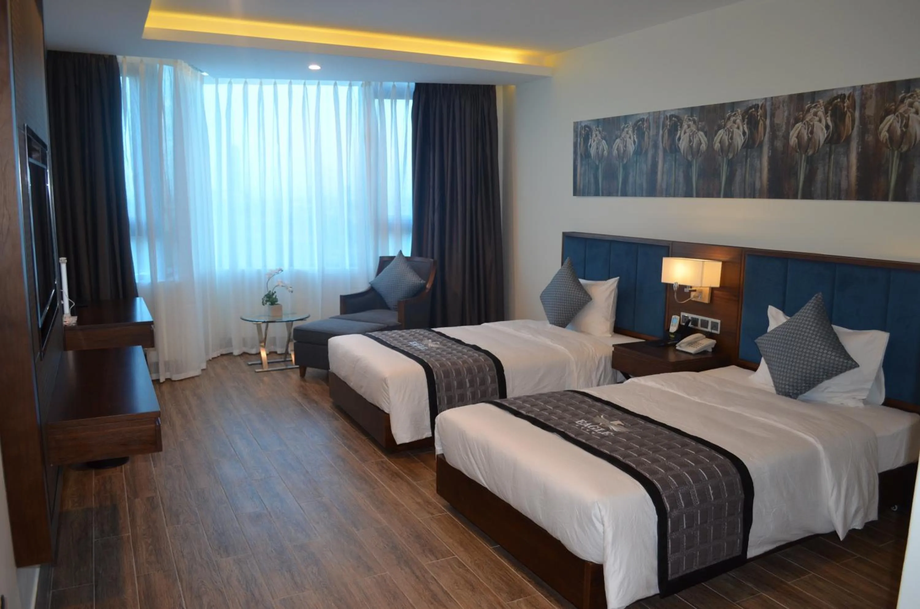 Bedroom, Bed in Eagle Hotel