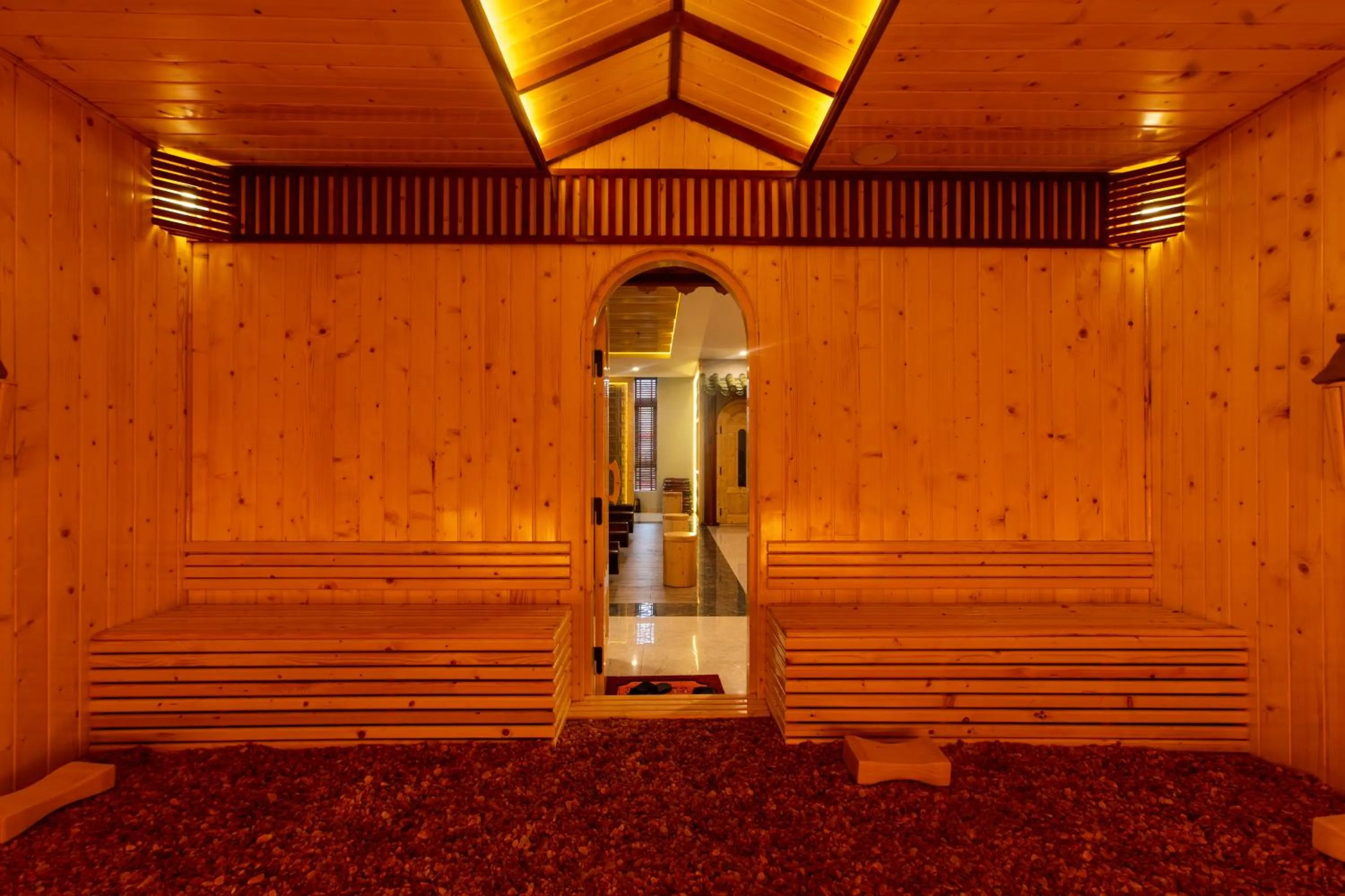 Sauna in Eagle Hotel