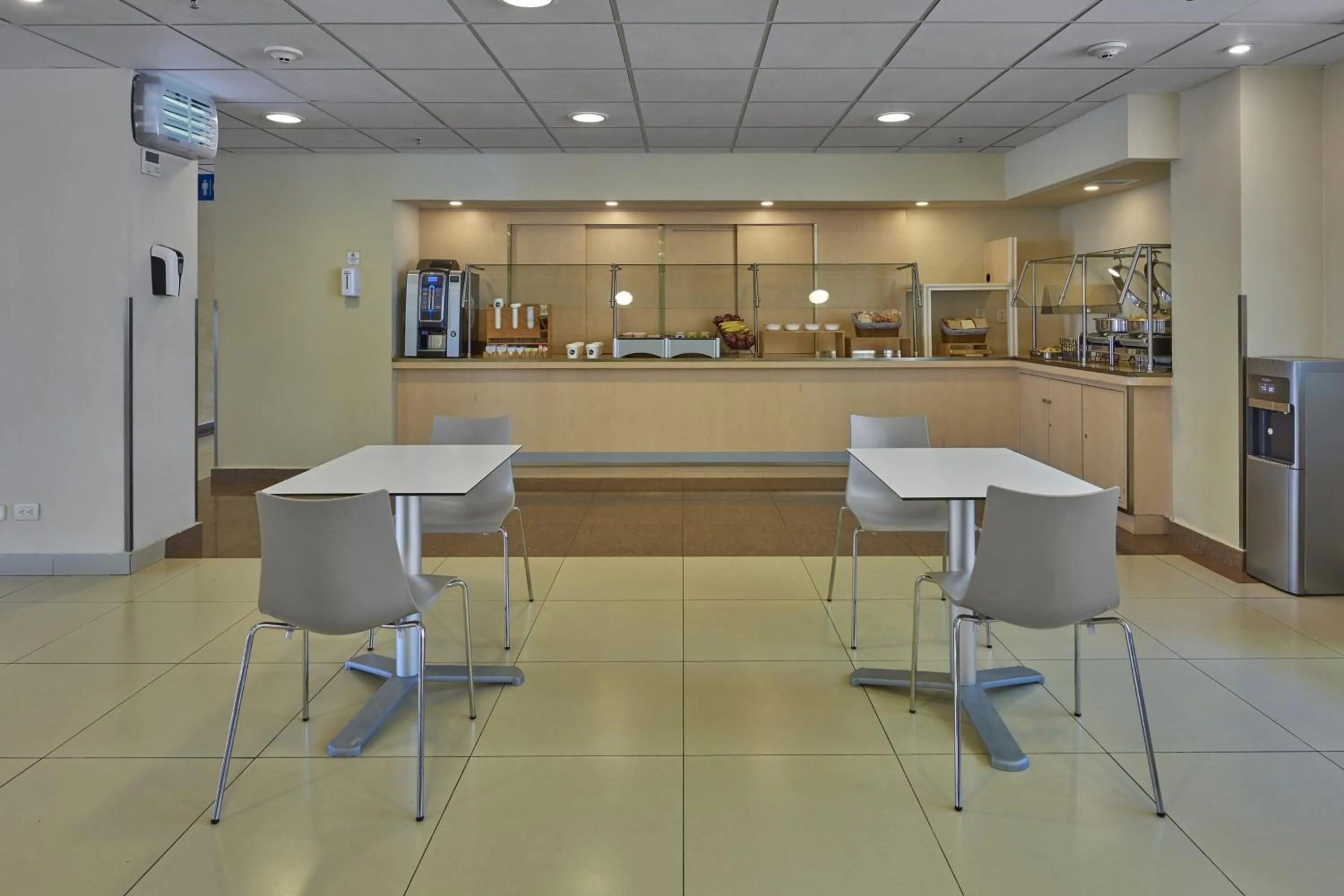 Breakfast in City Express by Marriott Campeche