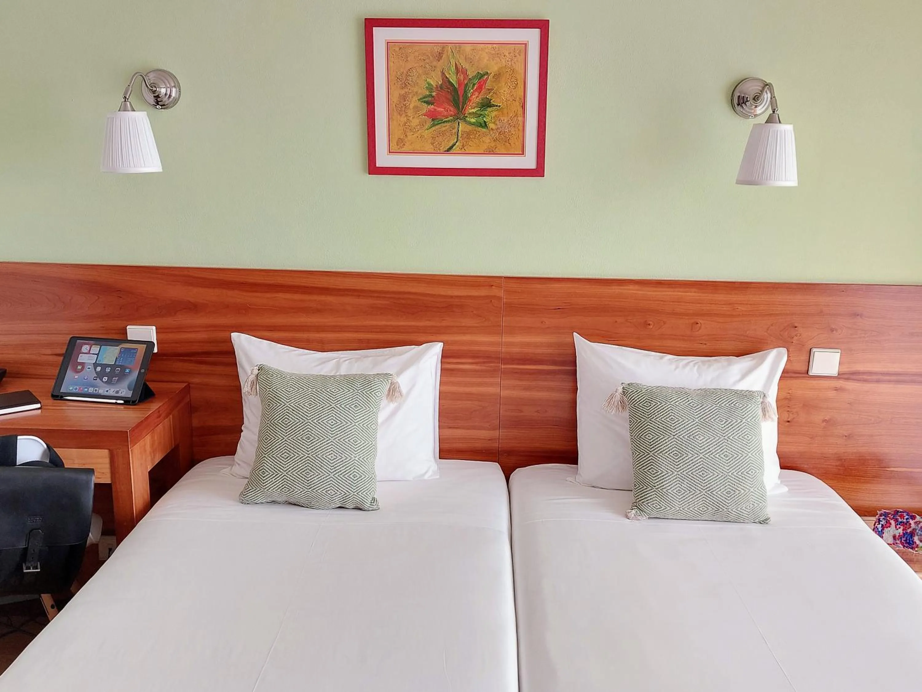 Bedroom, Bed in Hotel Santiago Vagos