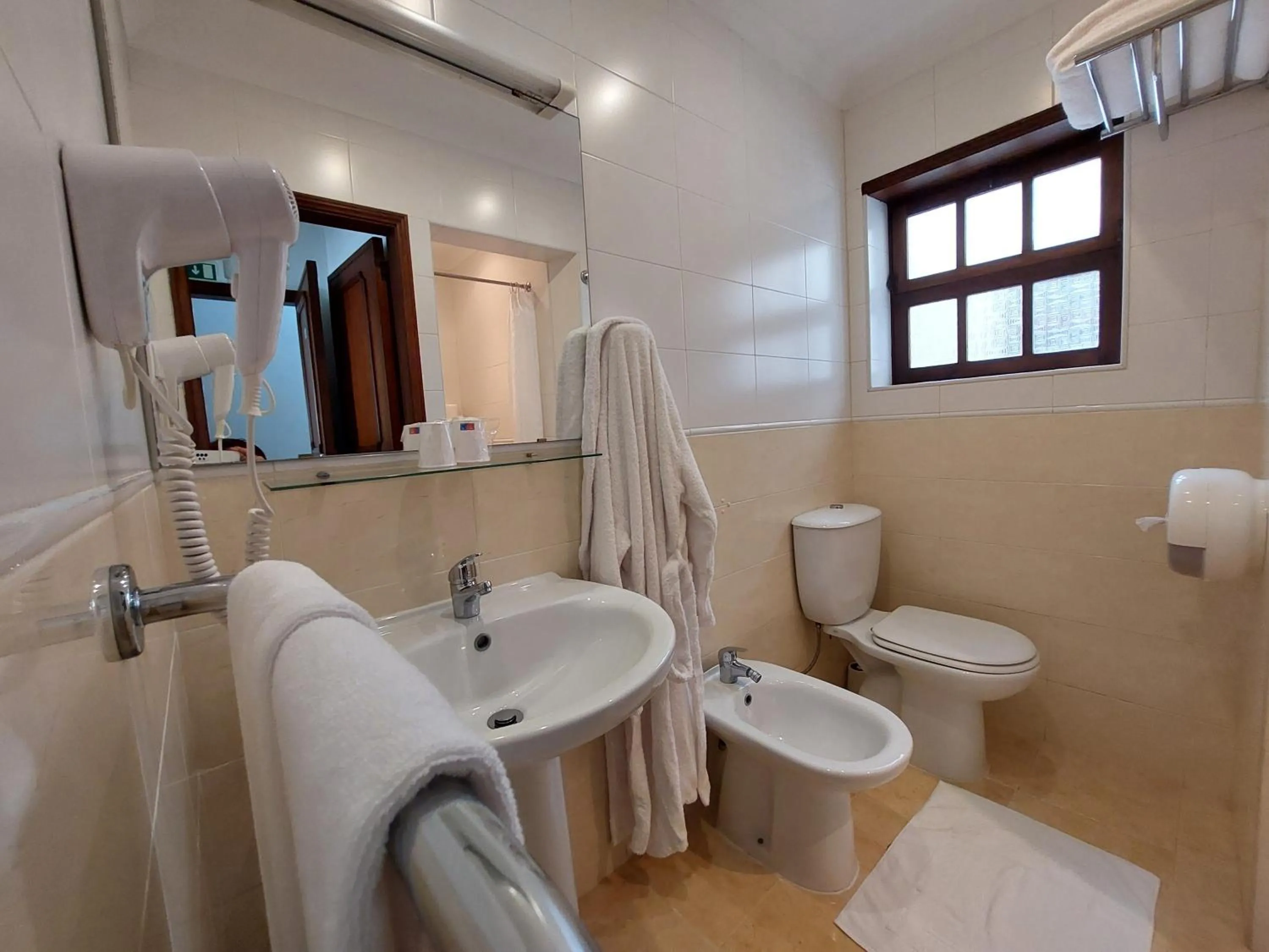 Bathroom in Hotel Santiago Vagos