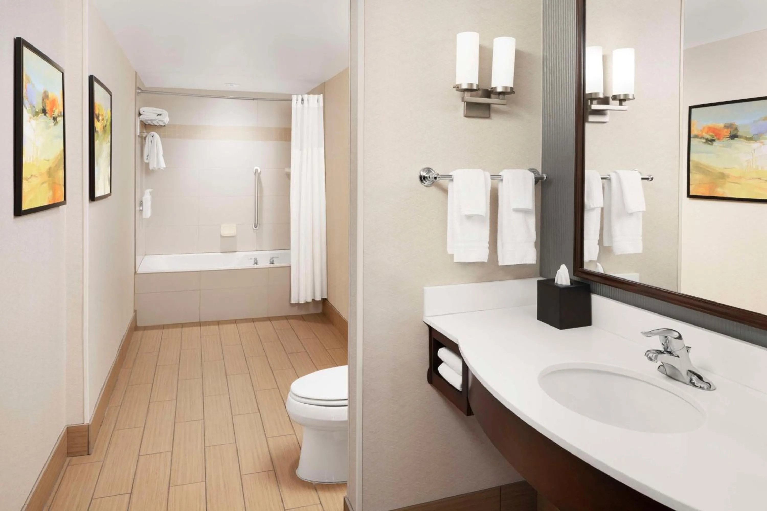 Bathroom in Hilton Garden Inn Ogden