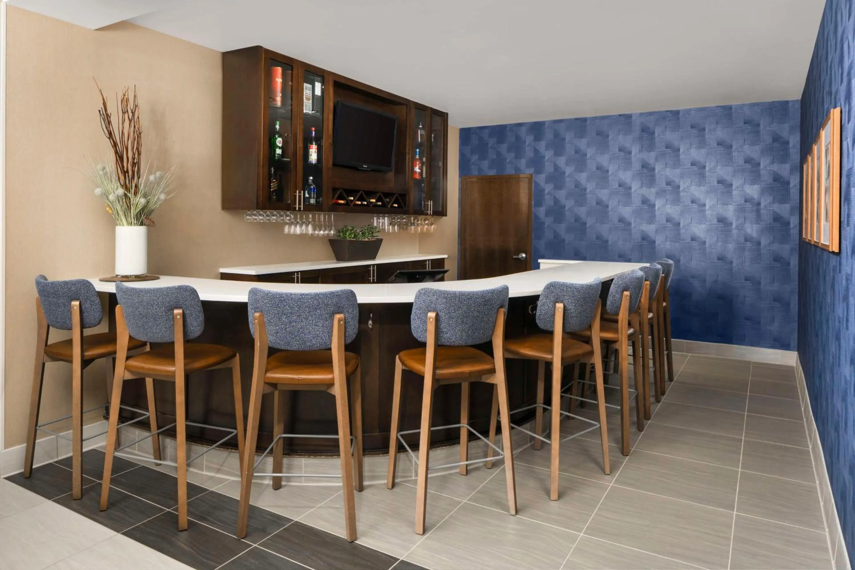 Lounge or bar in Hilton Garden Inn Ogden