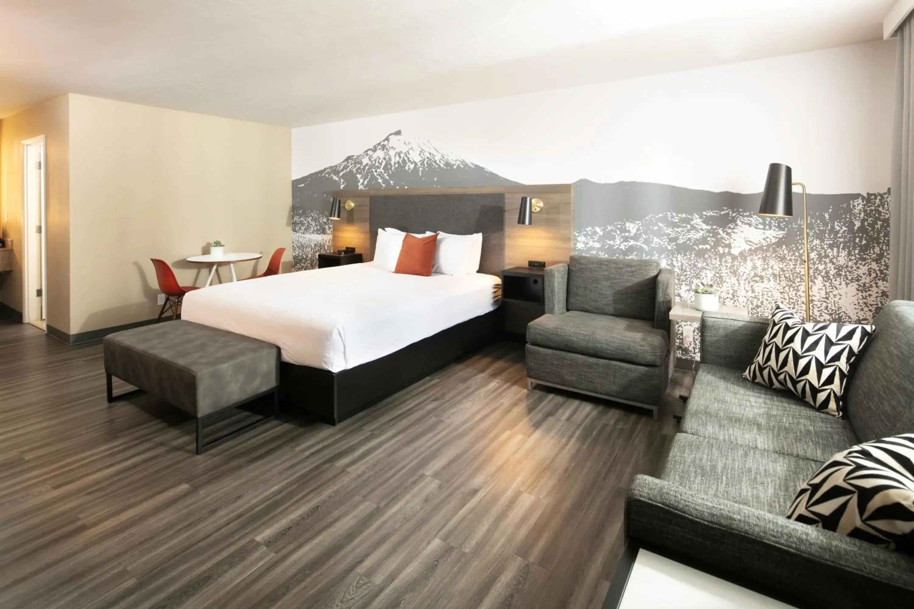 Premium Room, with California King Bed in Waypoint Hotel Premium Room, with California King Bed in Waypoint Hotel