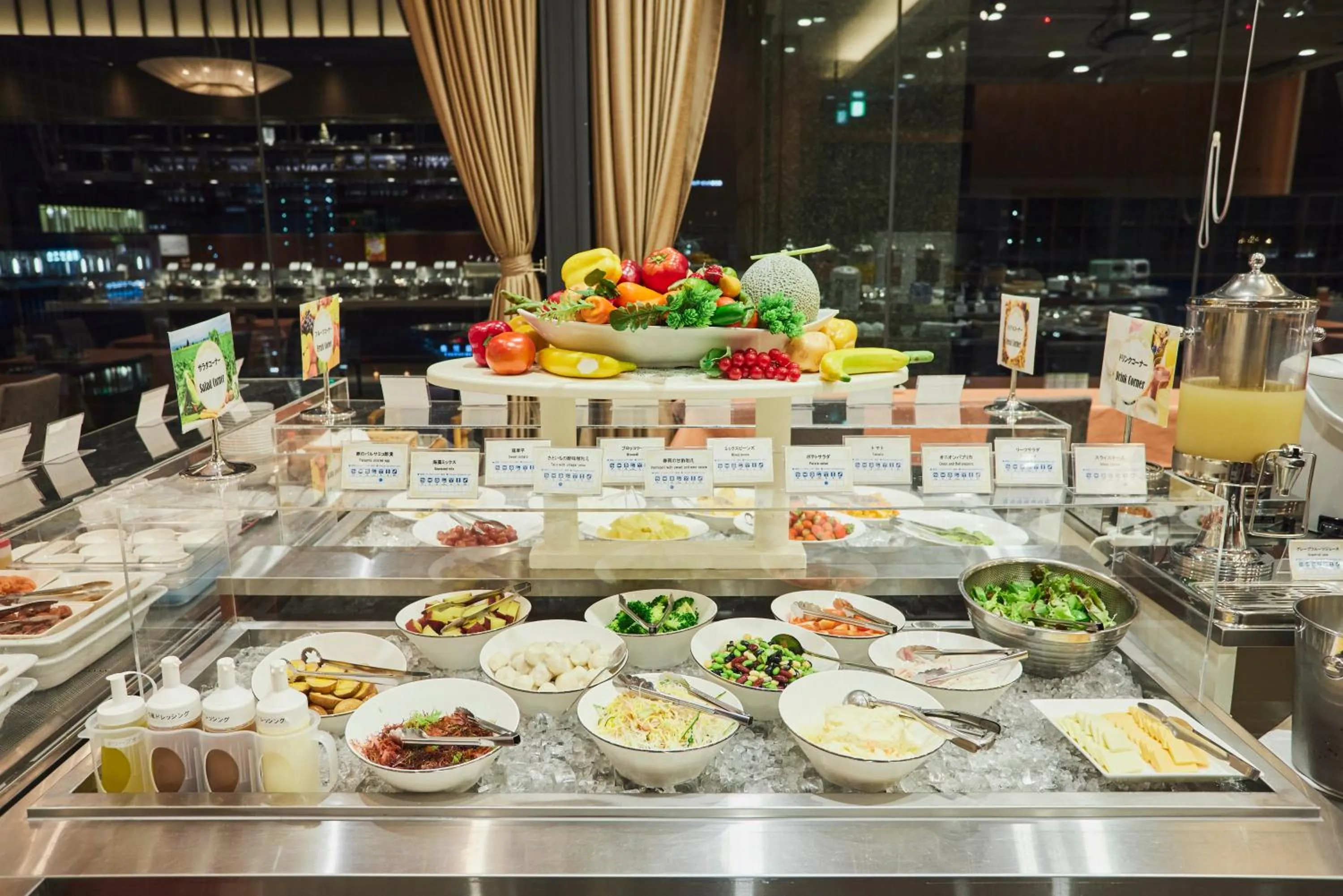 Food and drinks in Solaria Nishitetsu Hotel Kagoshima