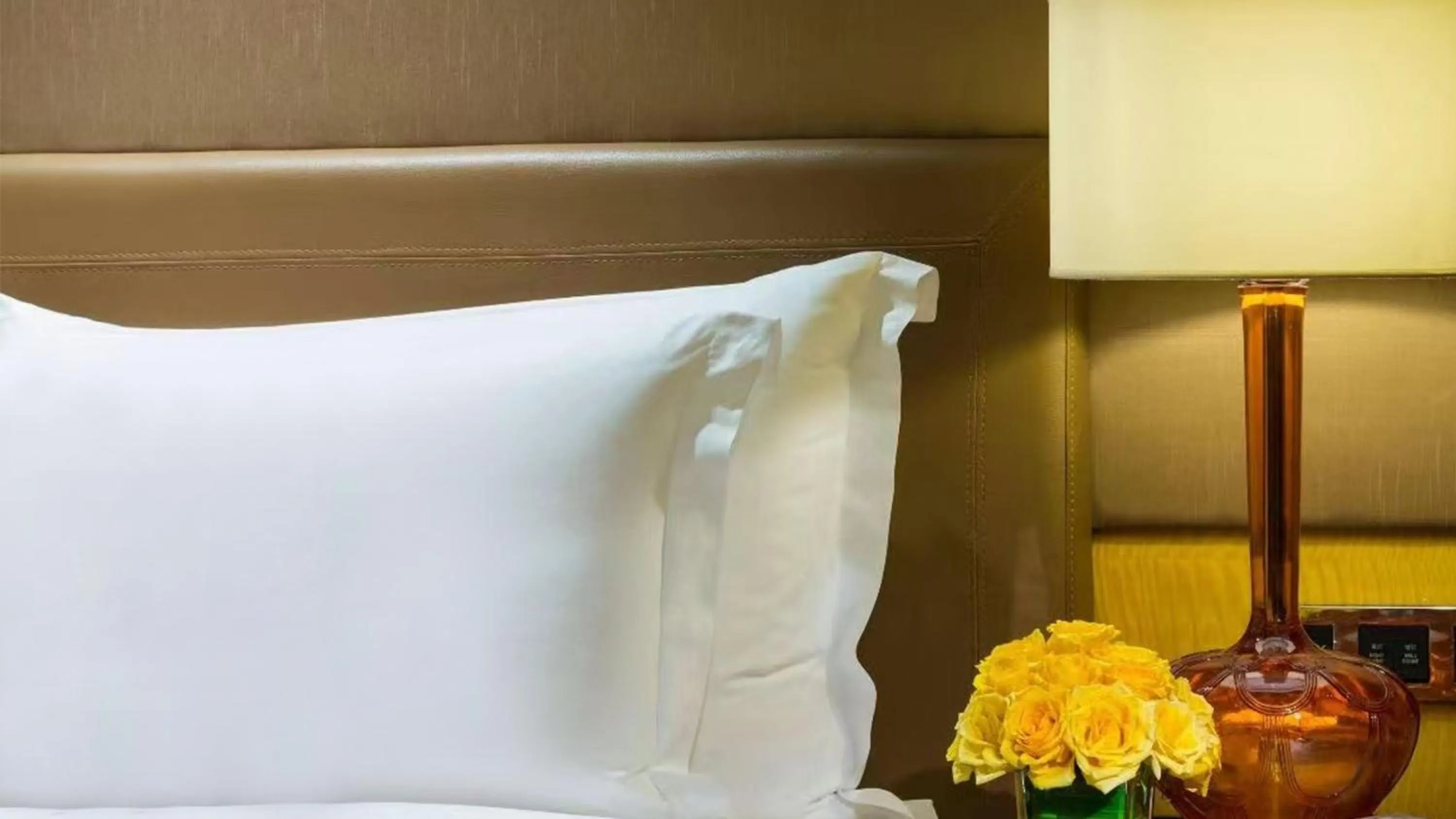 Photo of the whole room, Bed in InterContinental Shijiazhuang by IHG