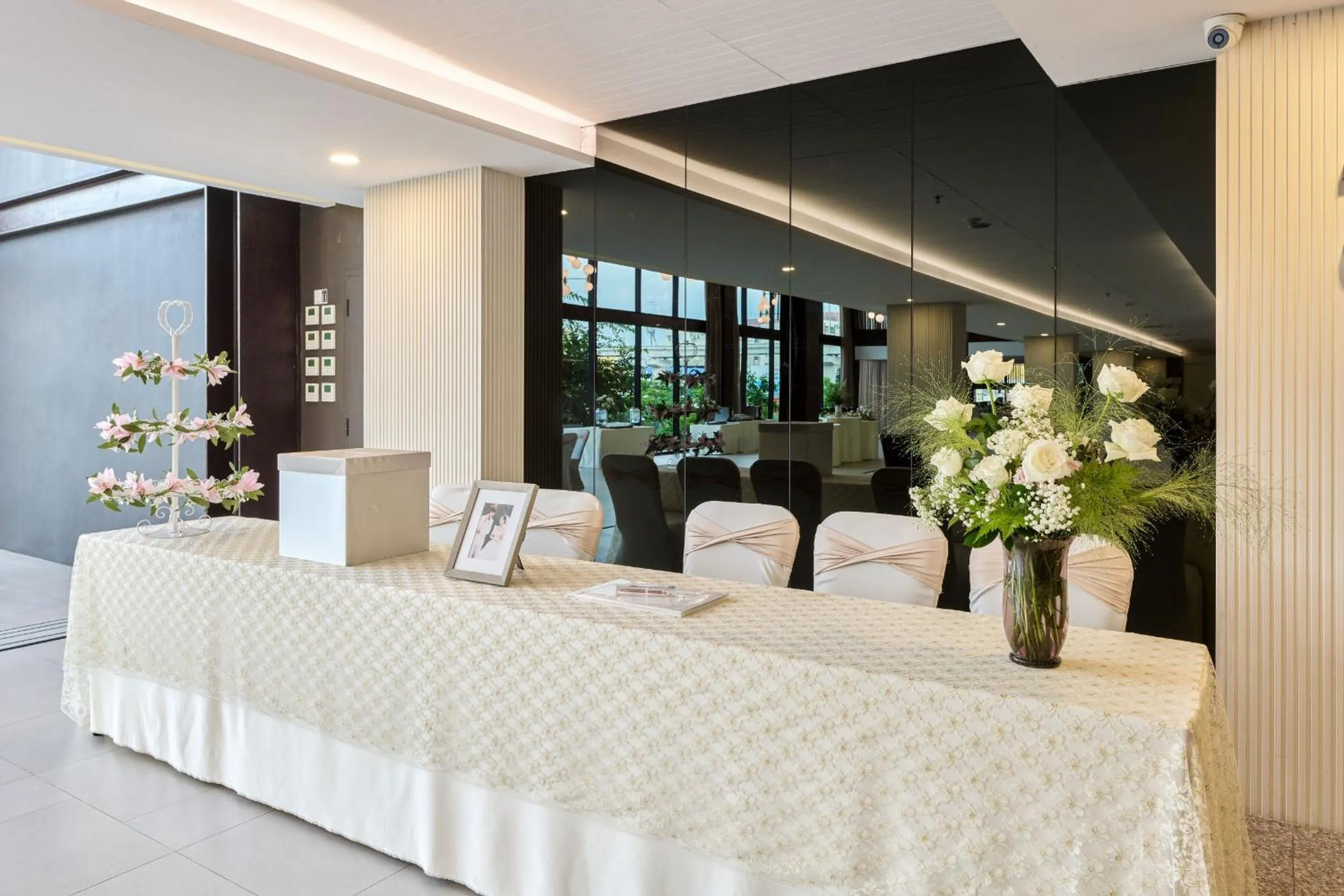 wedding in TK Palace Hotel & Convention Bangkok