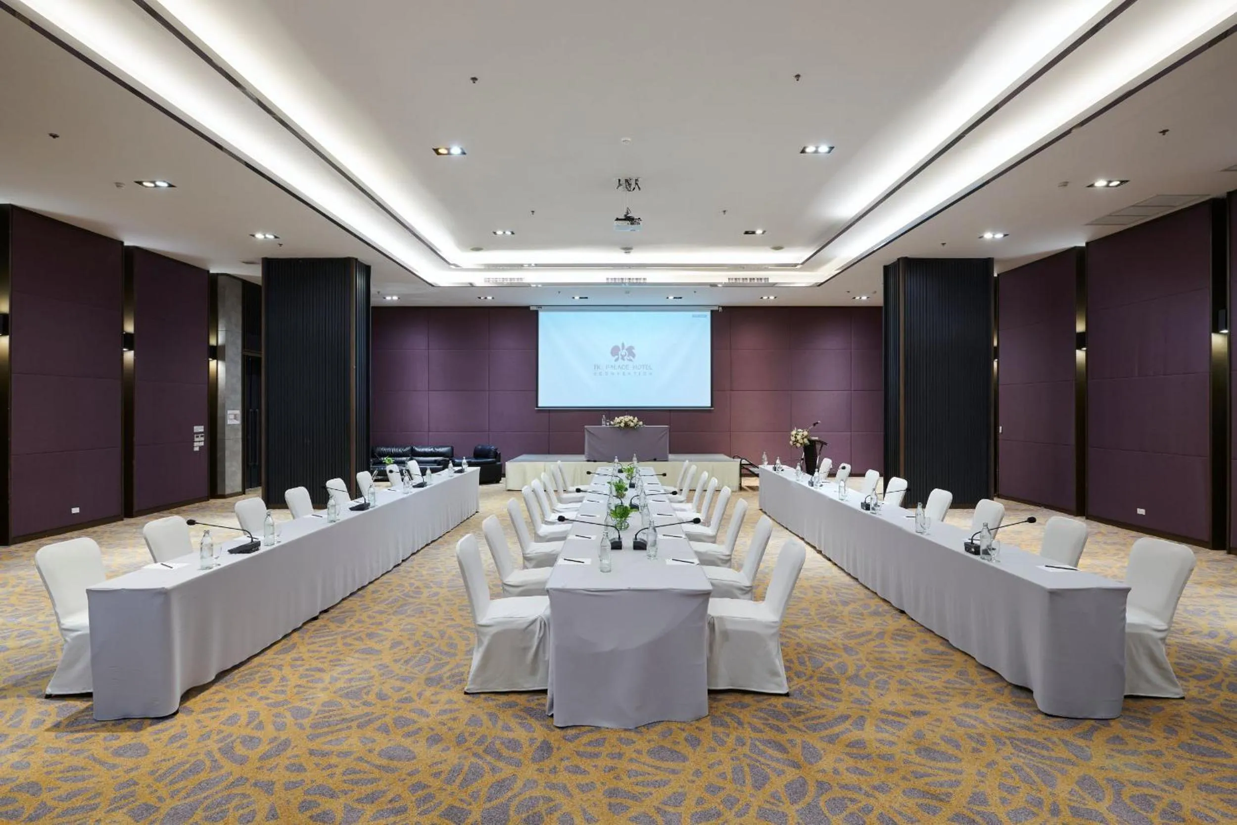 Meeting/conference room in TK Palace Hotel & Convention Bangkok