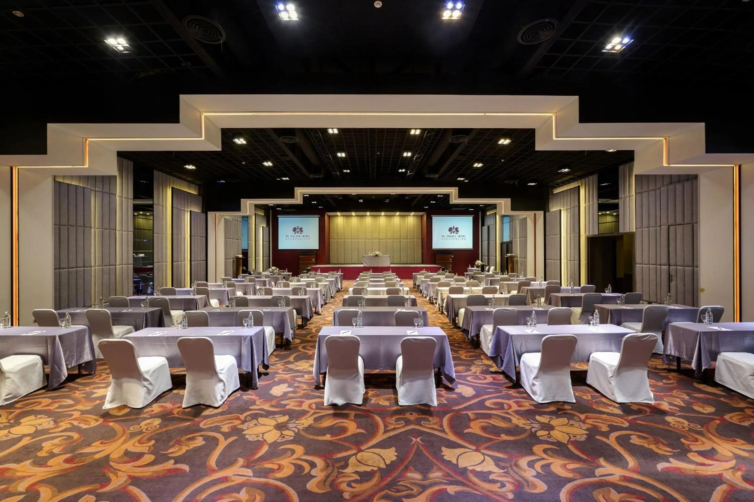 Meeting/conference room in TK Palace Hotel & Convention Bangkok