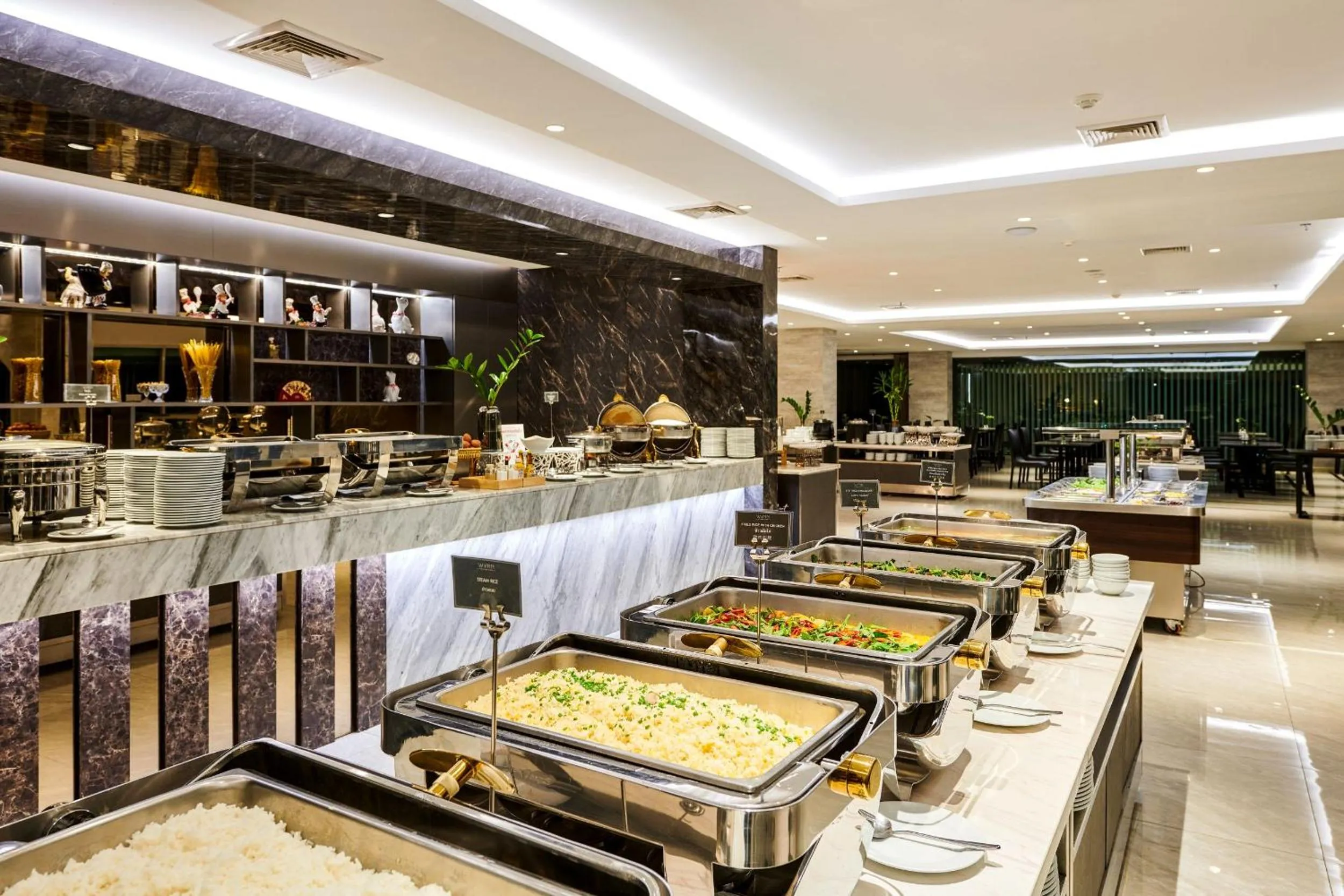 Breakfast in TK Palace Hotel & Convention Bangkok