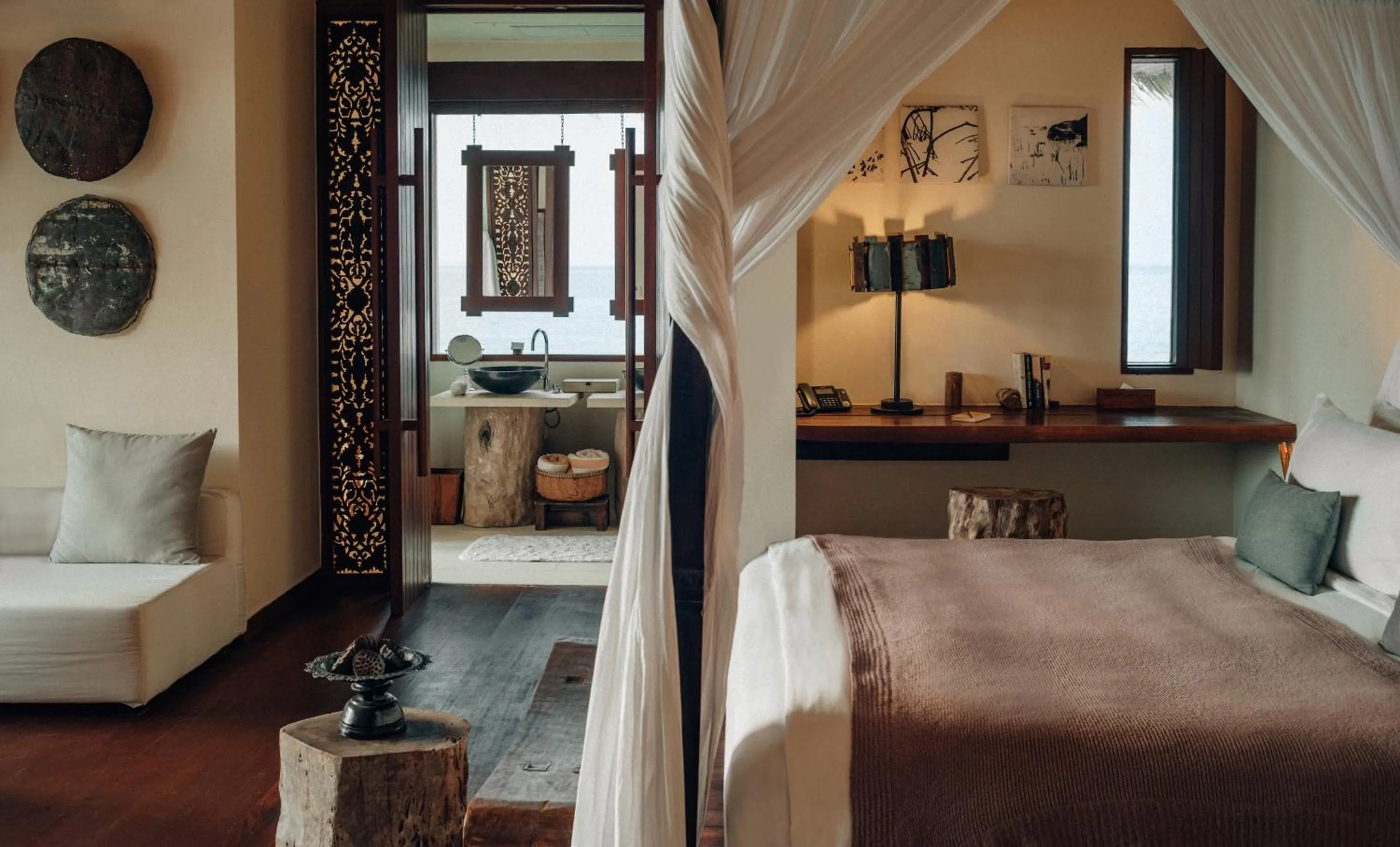 Bedroom, Bed in Song Saa Private Island