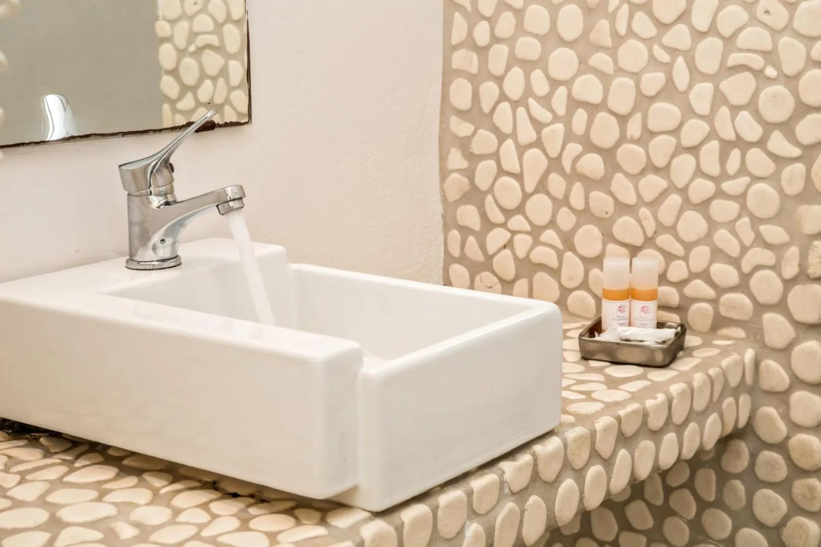 Bathroom in Onar Hotel & Suites