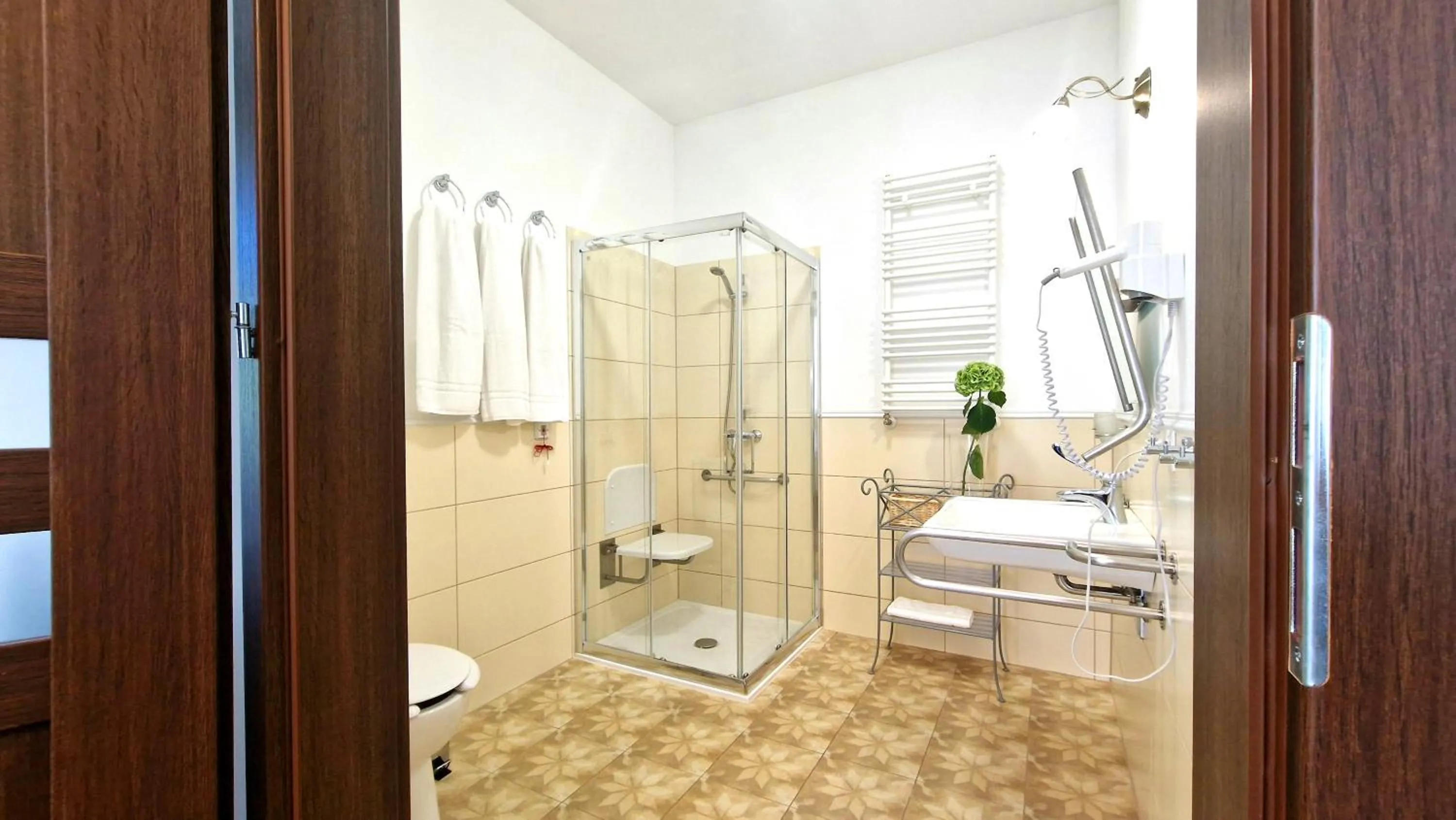 Bathroom in Hotel Charlotta