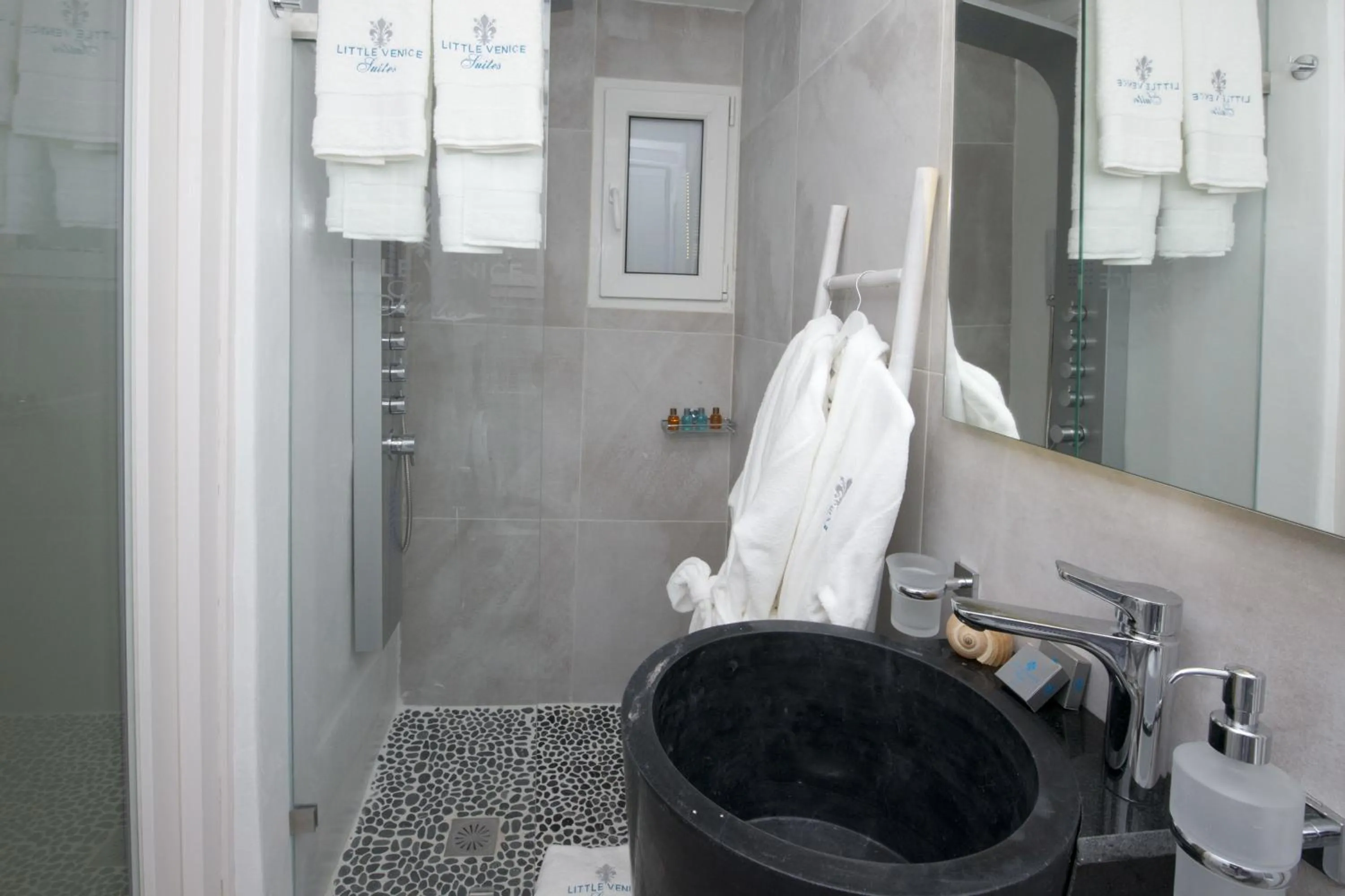 Shower in Little Venice Suites