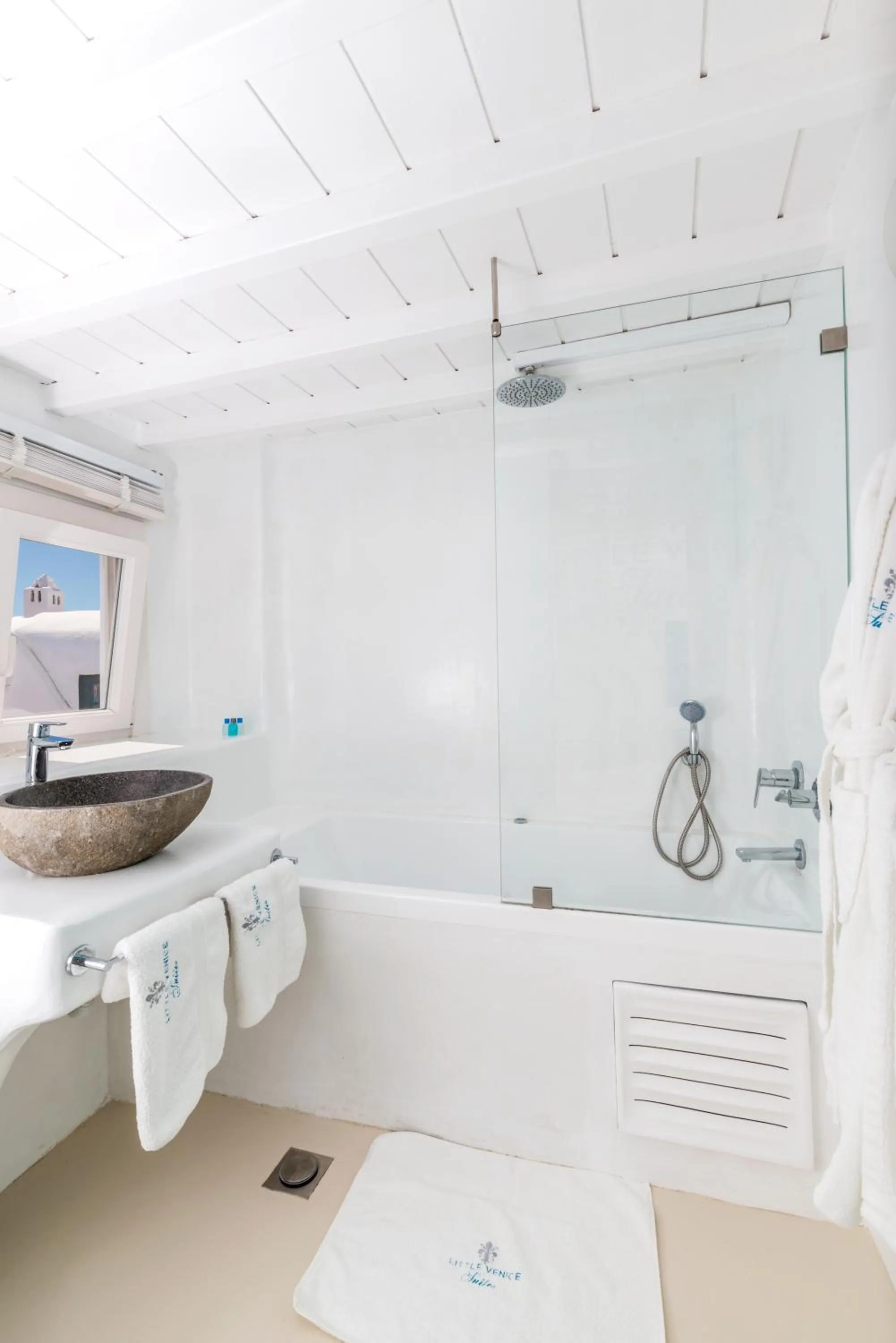 Shower in Little Venice Suites