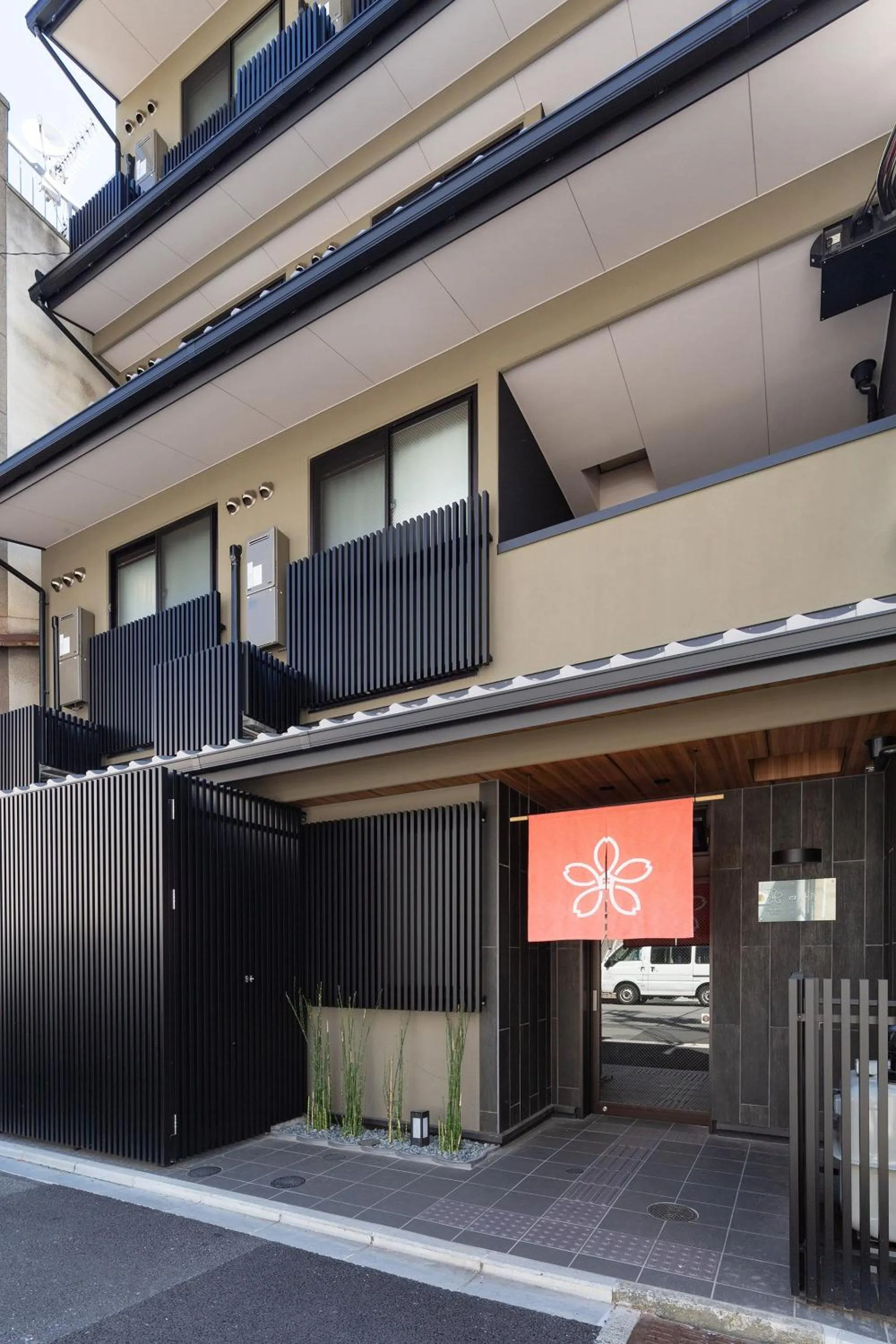 Facade/entrance in Stay SAKURA Kyoto Shijo Karasuma
