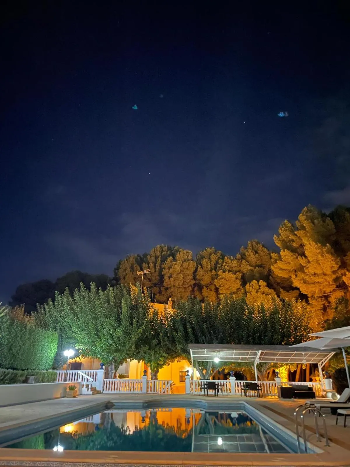 Night in Casa de La Campana