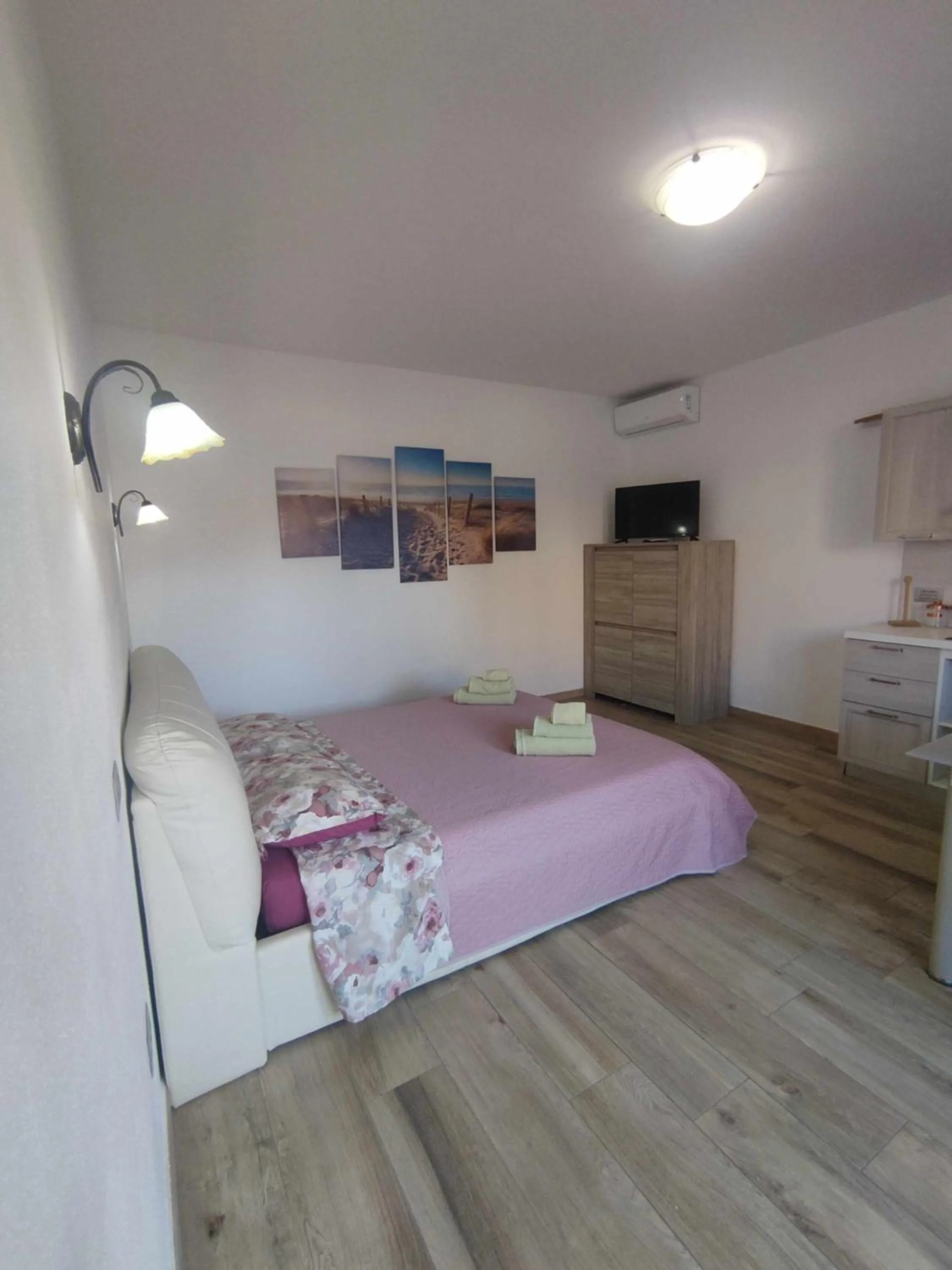 Bed in Villa Bianca BB e Apartments