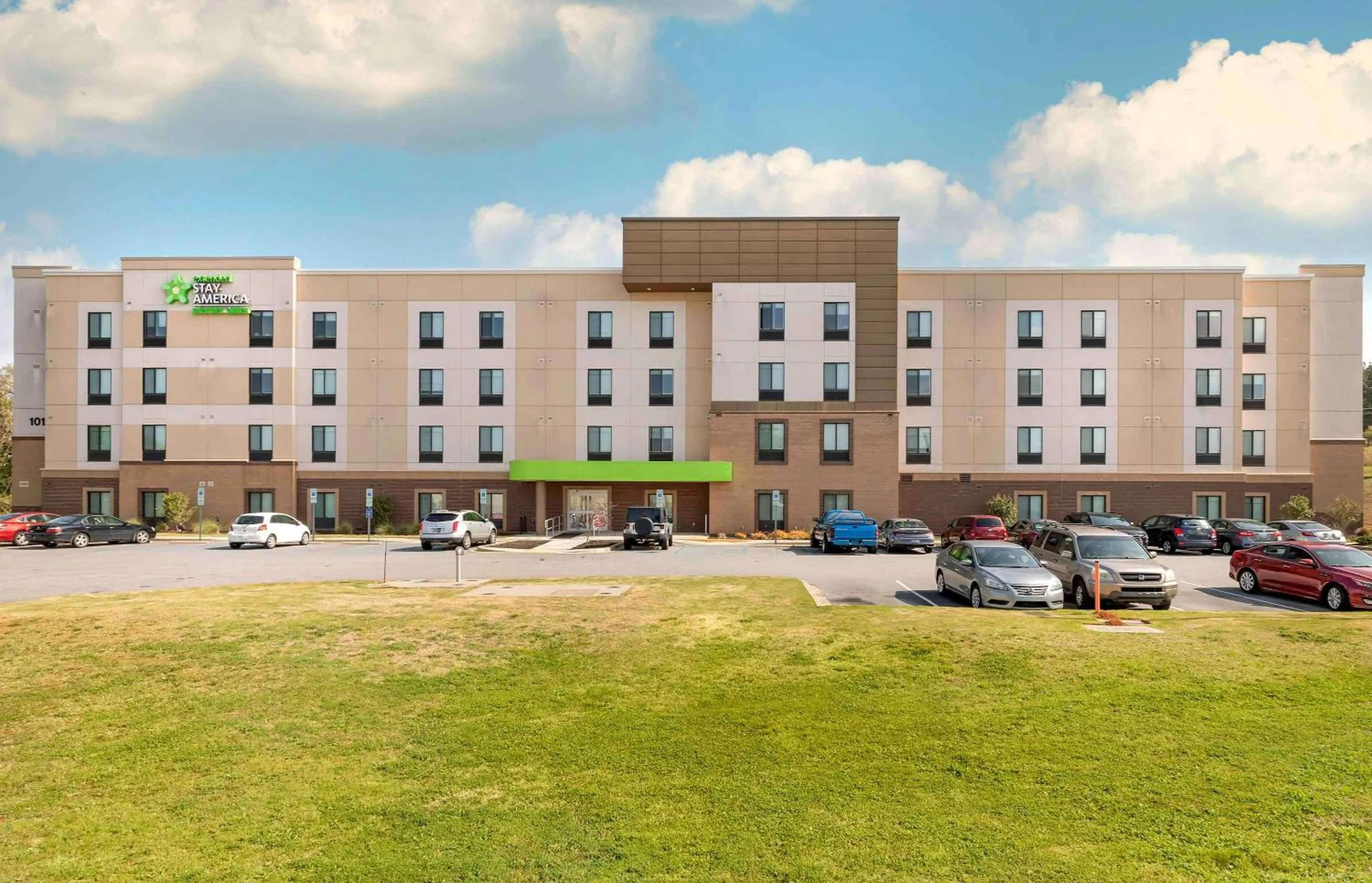 Property building in Extended Stay America Premier Suites - Greenville - Woodruff Road