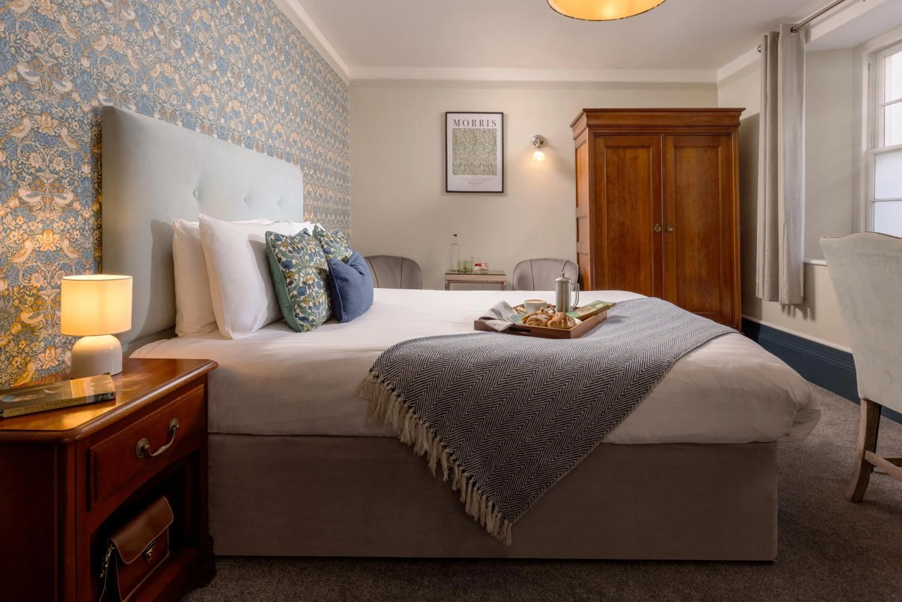 Bedroom, Bed in The Alverton