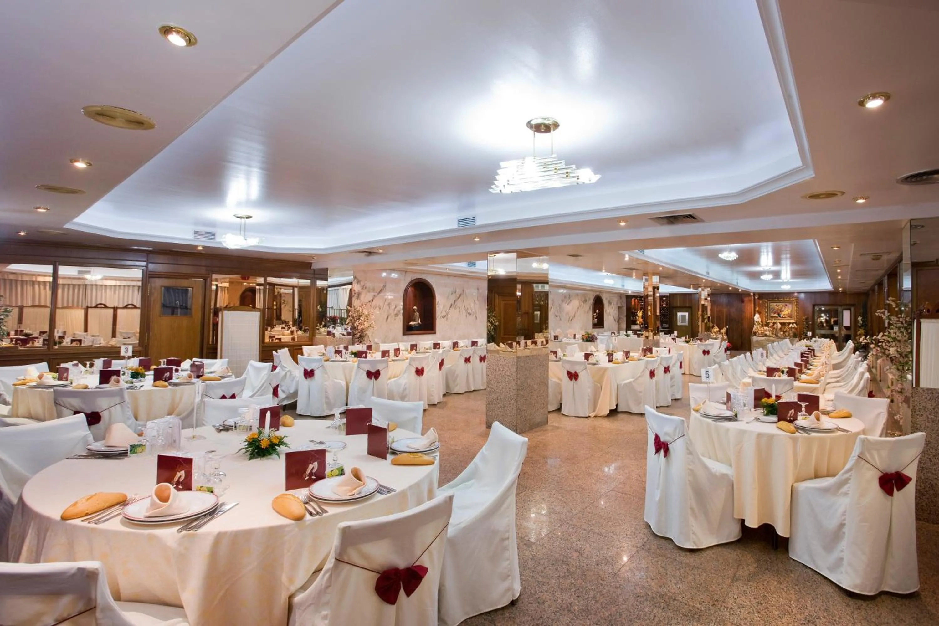 Banquet/Function facilities in Hotel Marivella