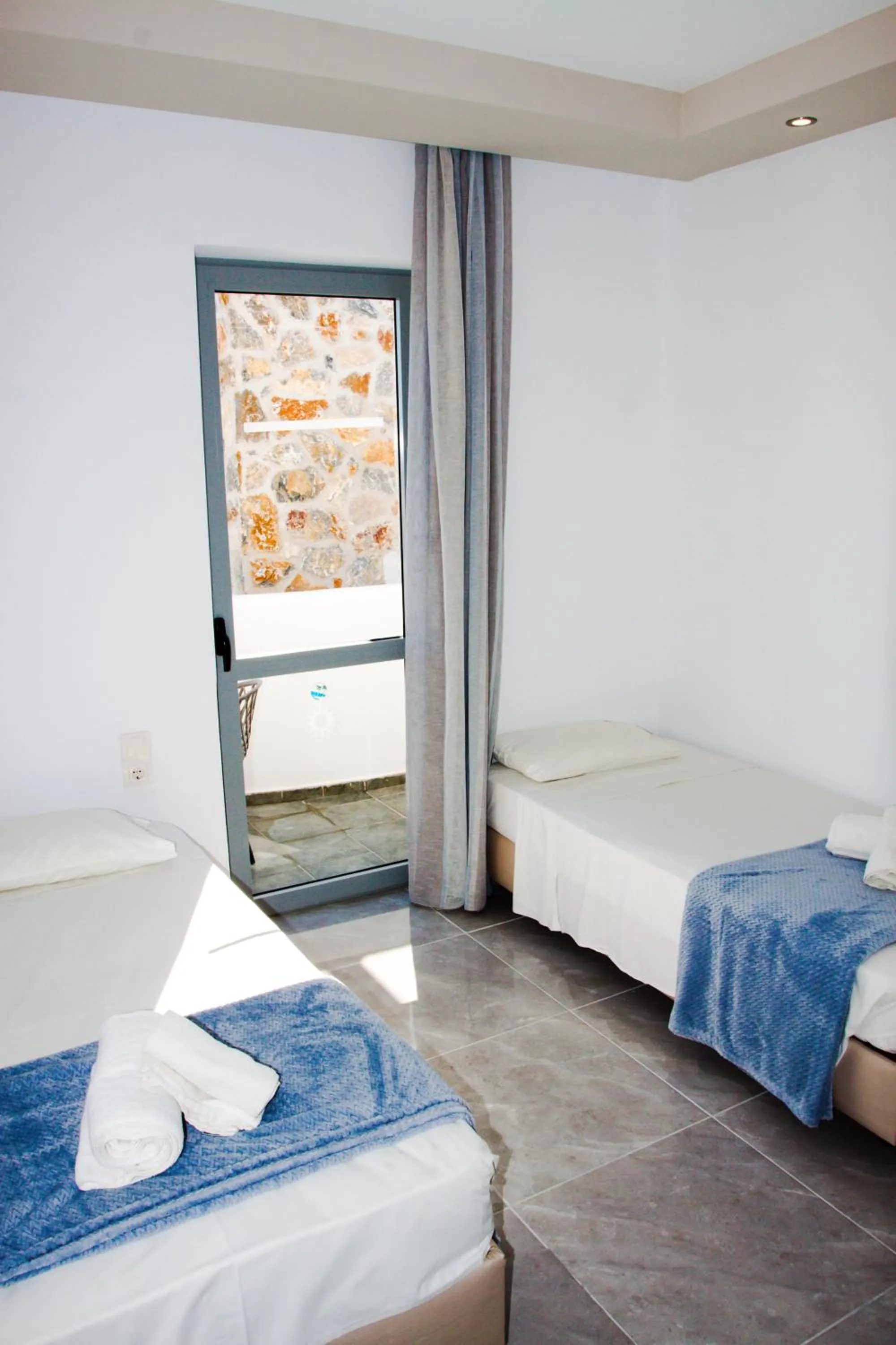 Bedroom, Bed in Sunshine Hotel Tigaki