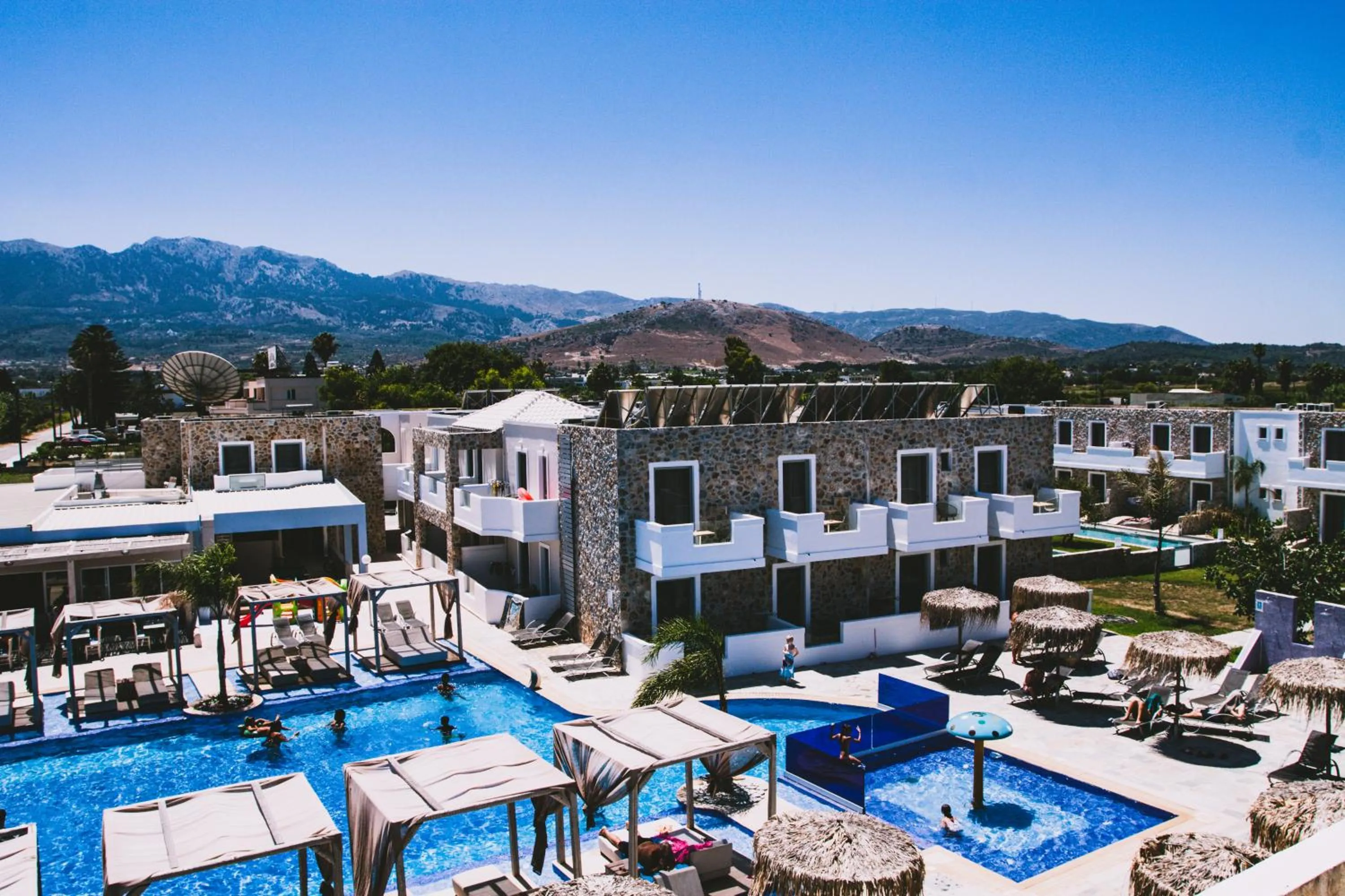 Property building in Sunshine Hotel Tigaki