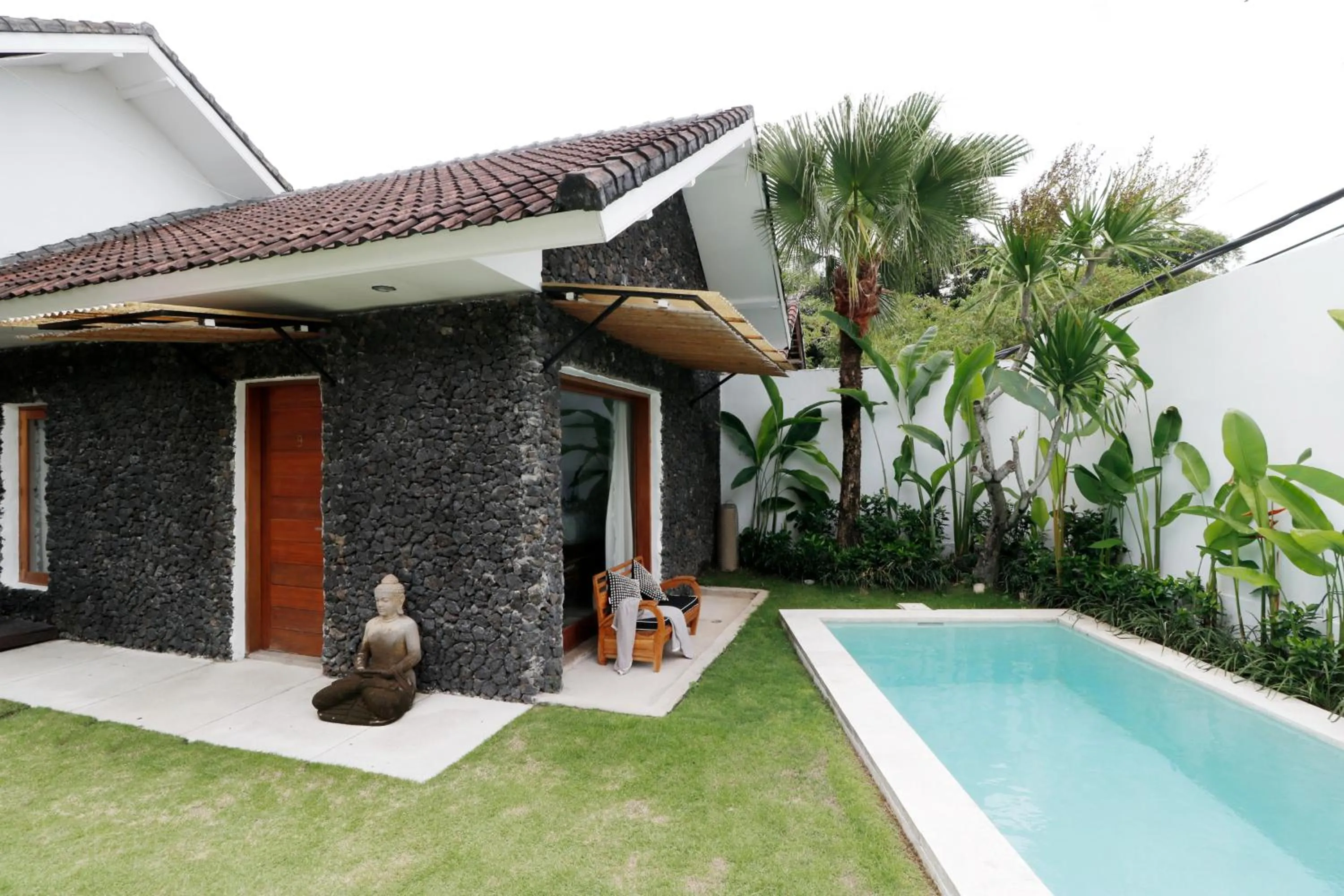 Garden in The Apartments Canggu