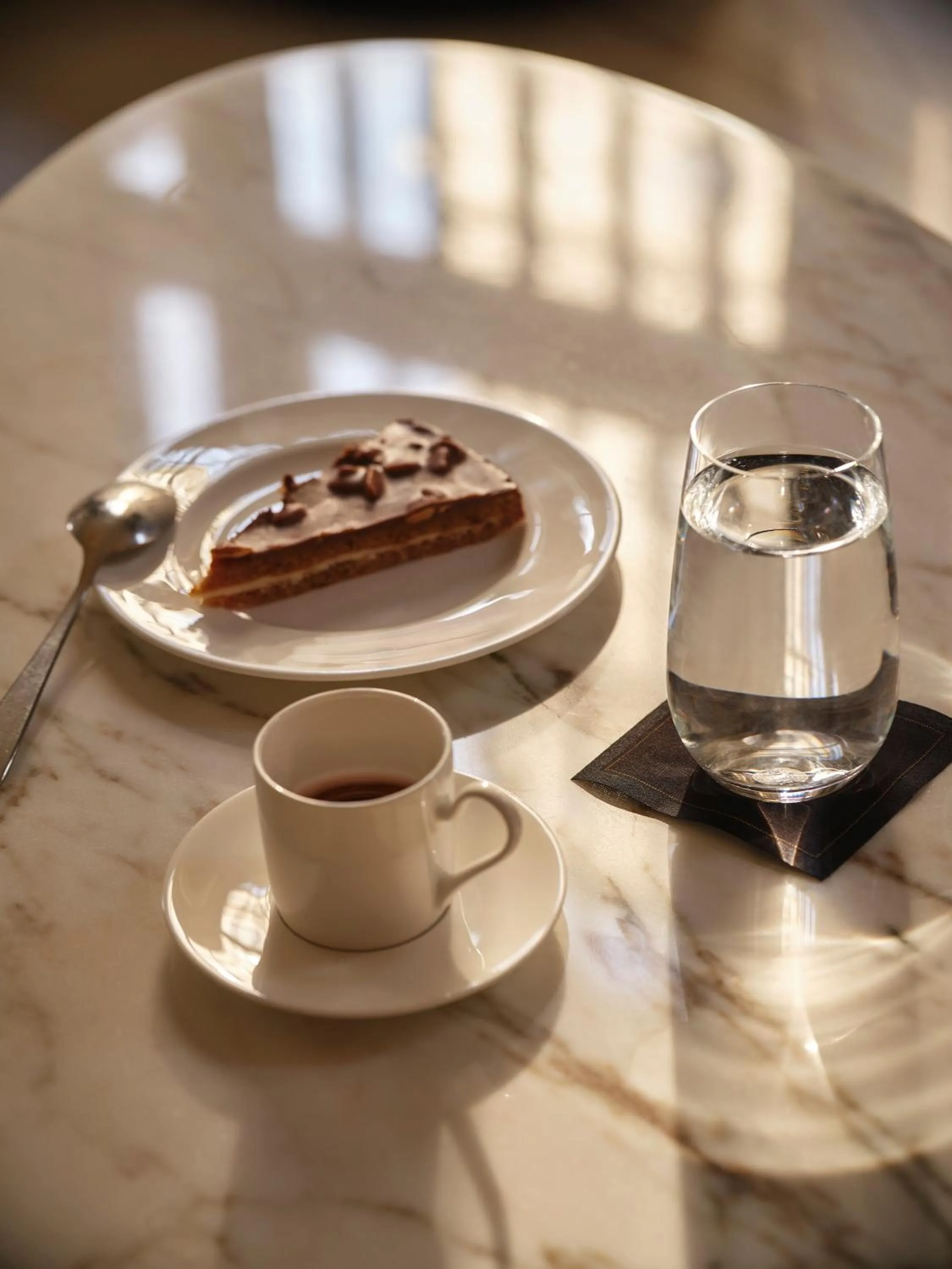 Coffee/tea facilities in Hotel Capital