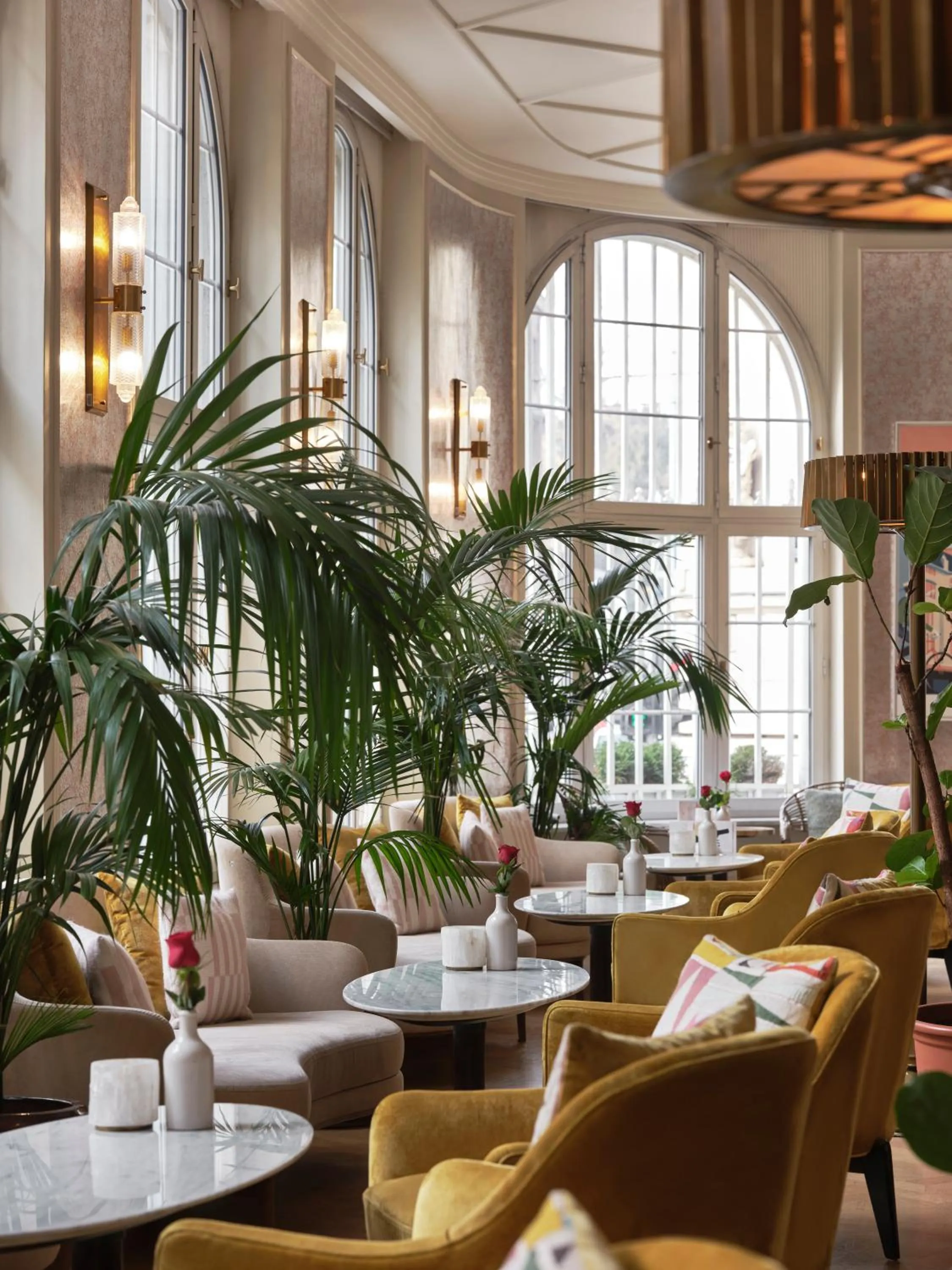 Lounge or bar in Hotel Capital