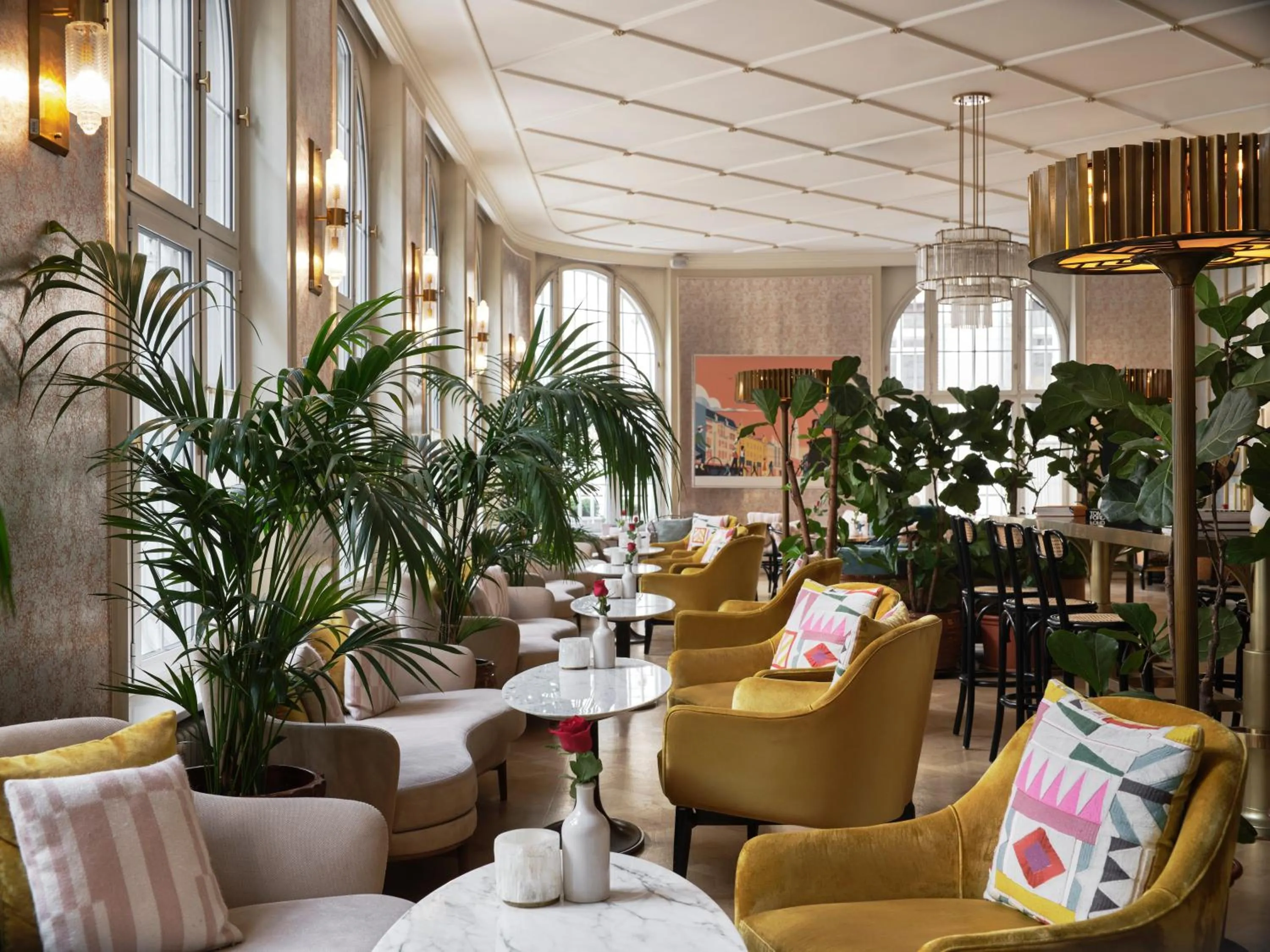 Lounge or bar in Hotel Capital