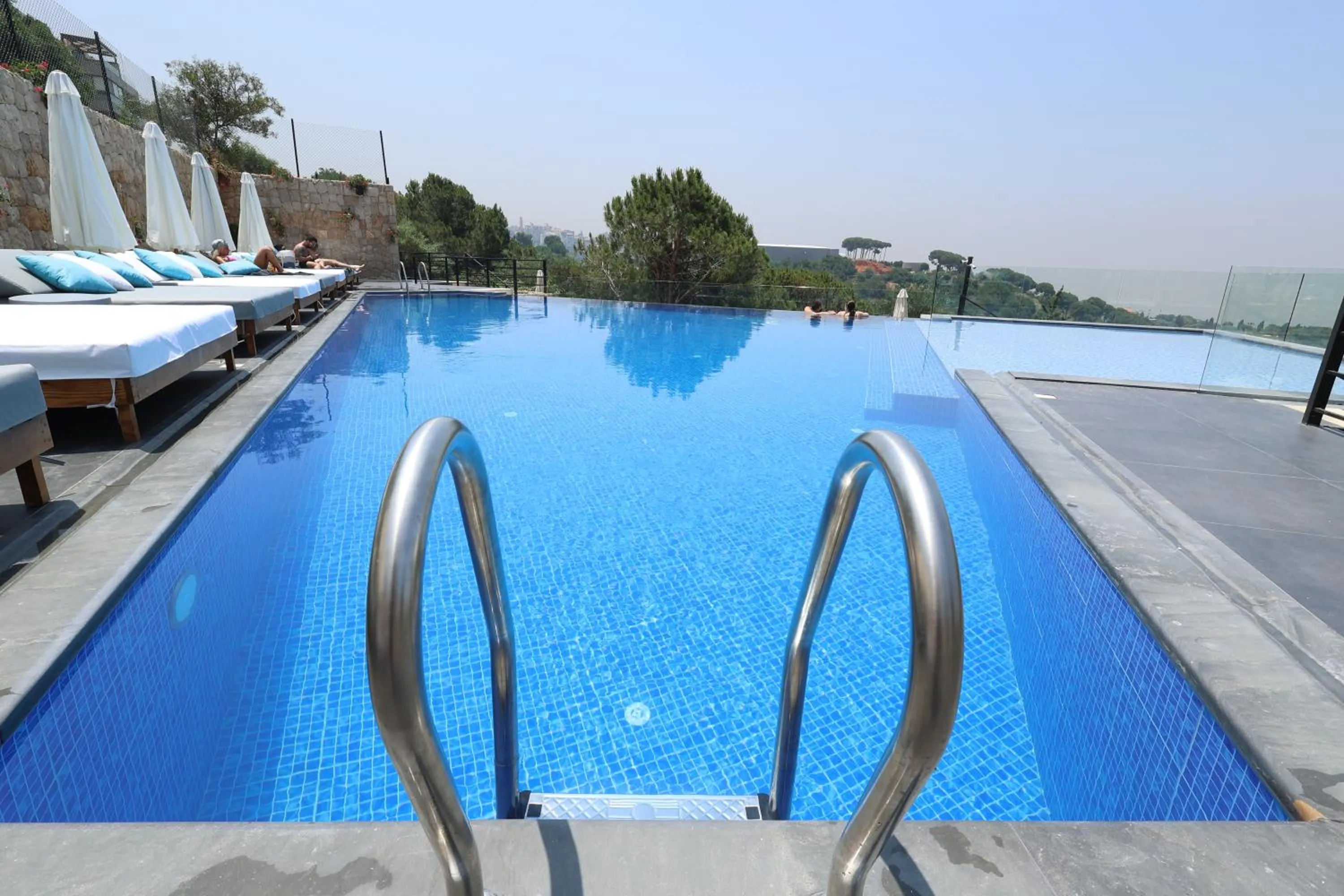 Day in The Ray Hotel and Studios