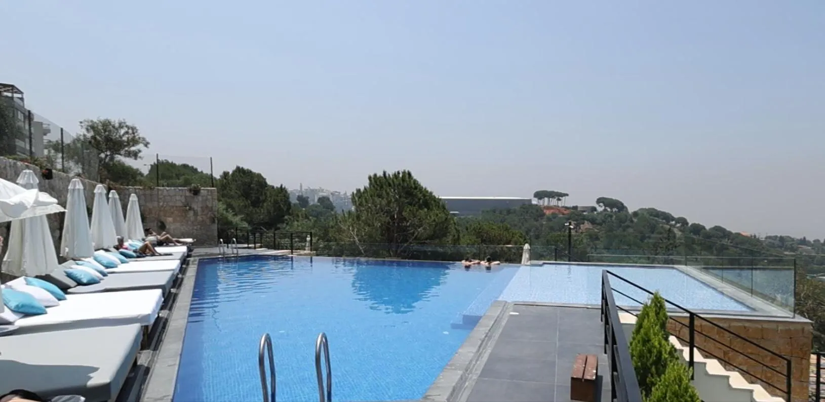 Day in The Ray Hotel and Studios