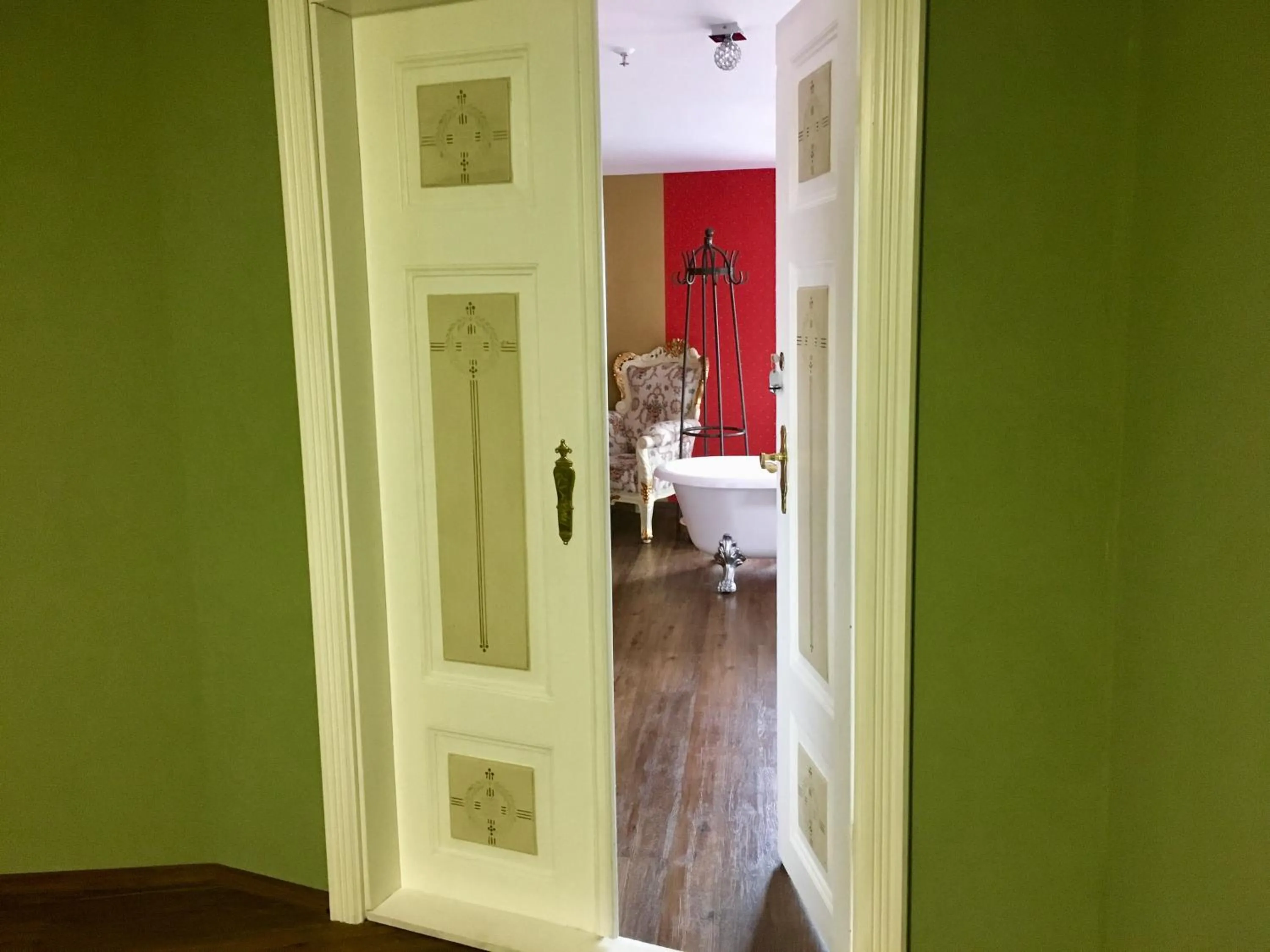 Photo of the whole room in Märchenhotel