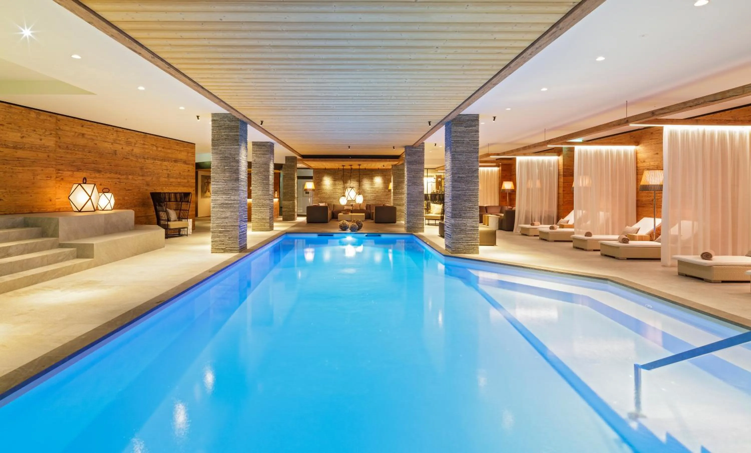 Swimming pool in Hotel Piz Buin Klosters