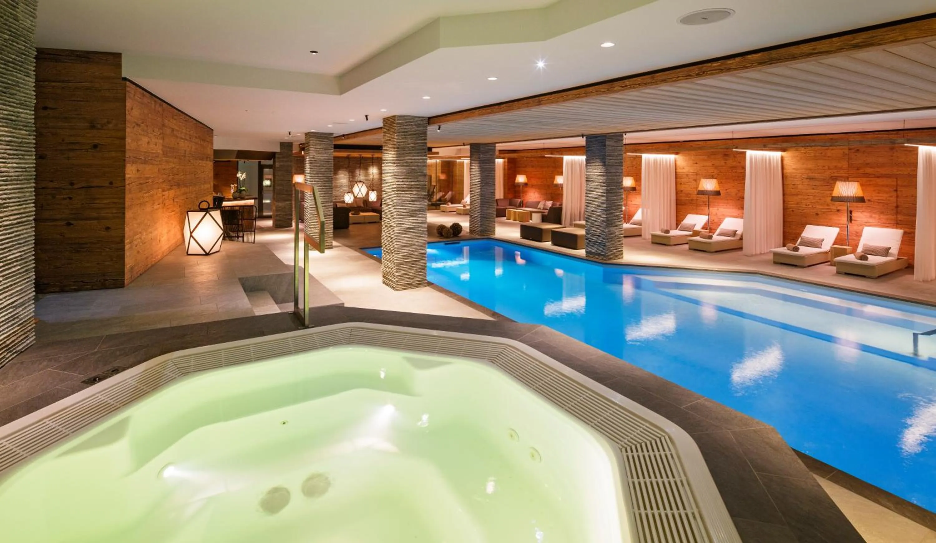 Hot Tub in Hotel Piz Buin Klosters