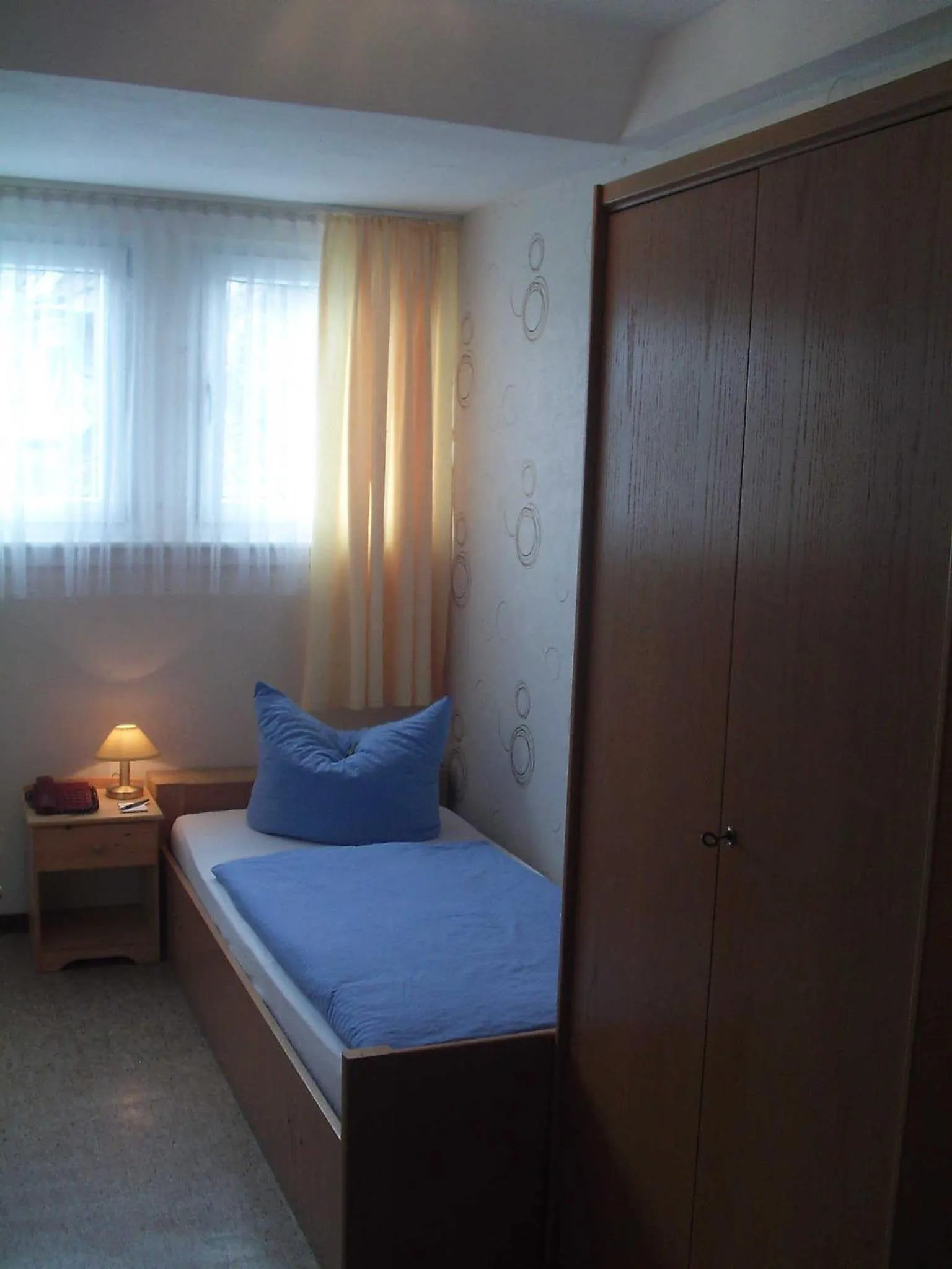 Bed in Hotel Krone Rüdesheim