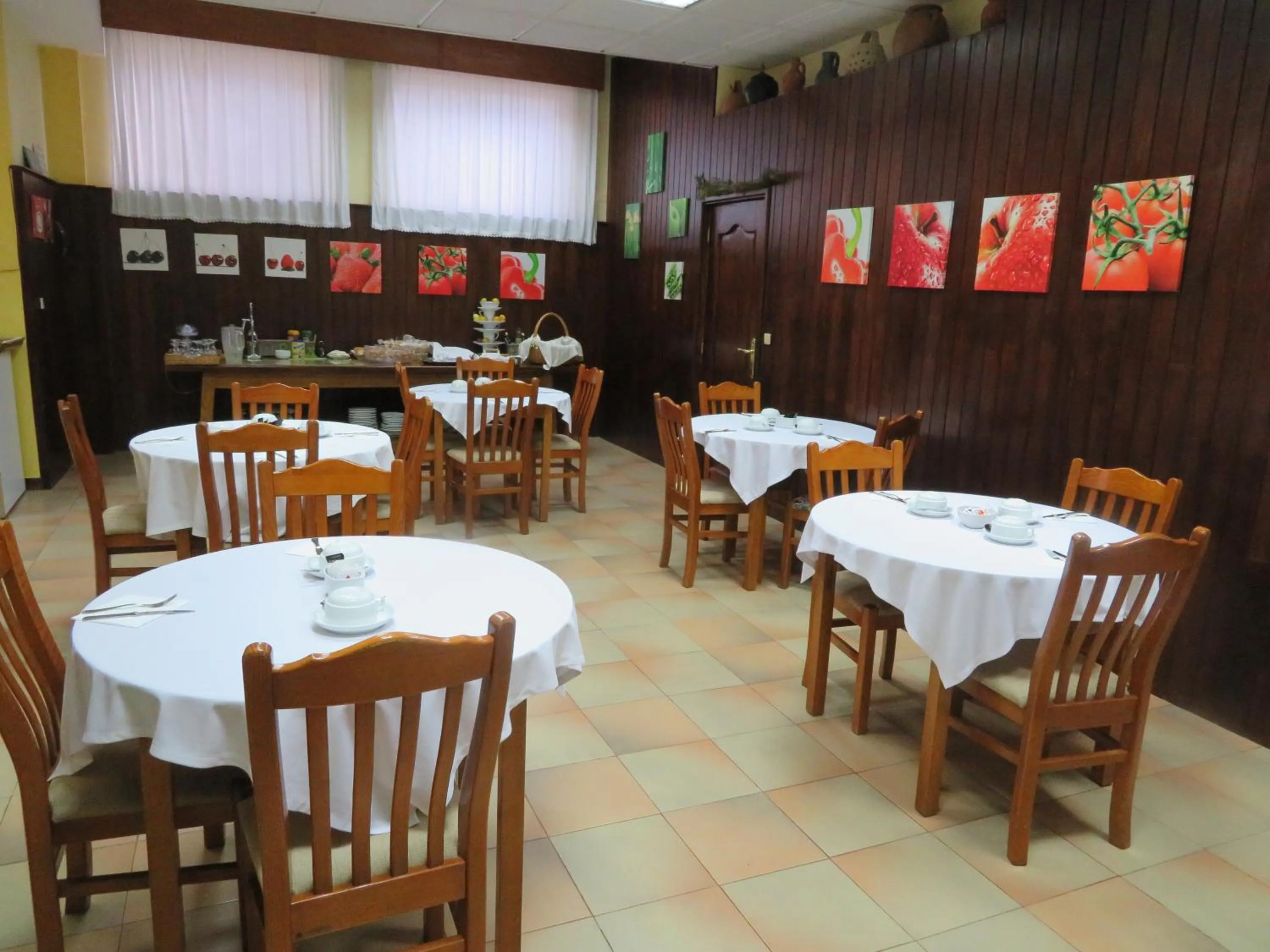 Restaurant/places to eat in Hotel Pantanha Nature & Fitness