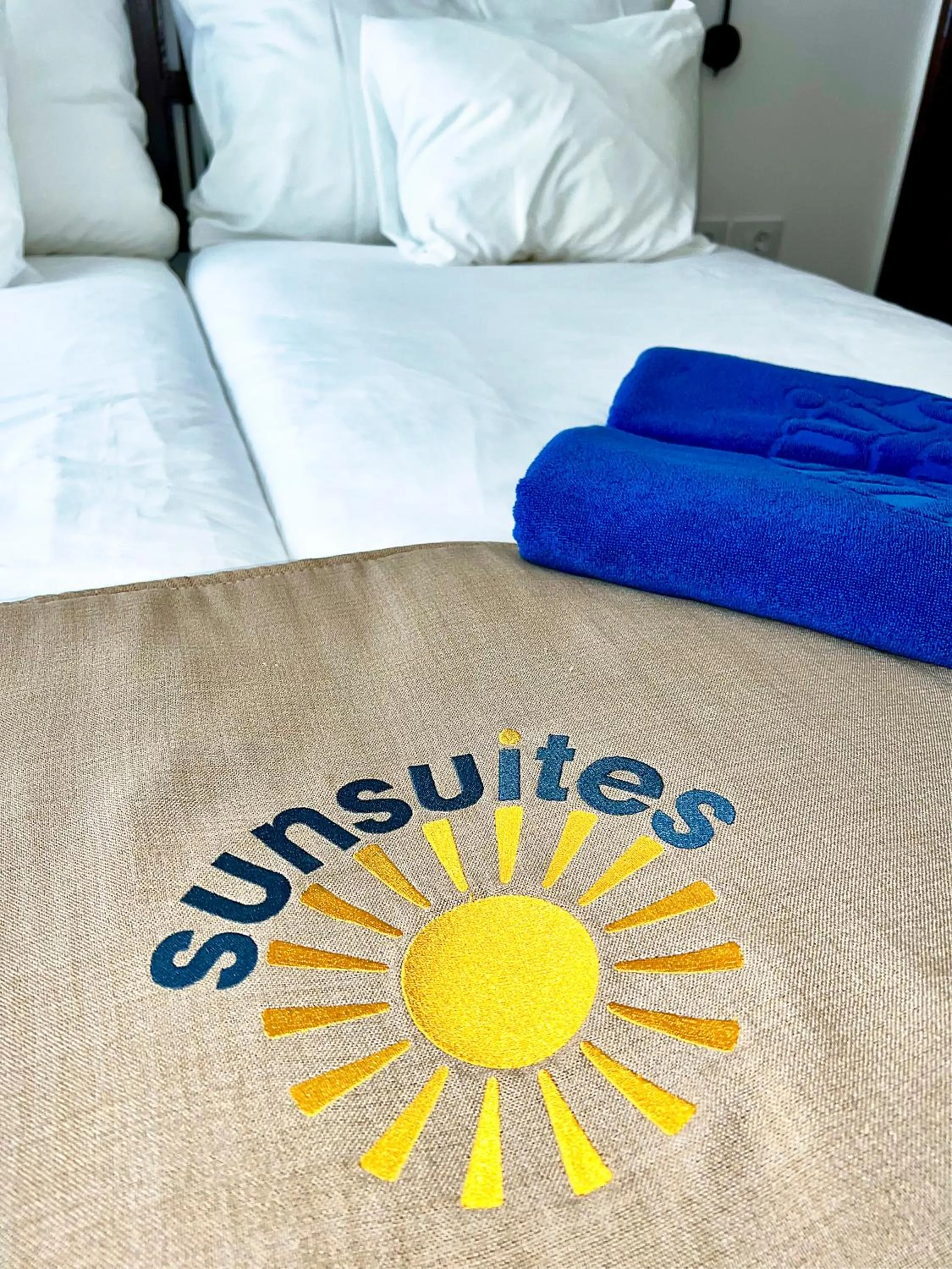 Bed in Sunsuites Carolina
