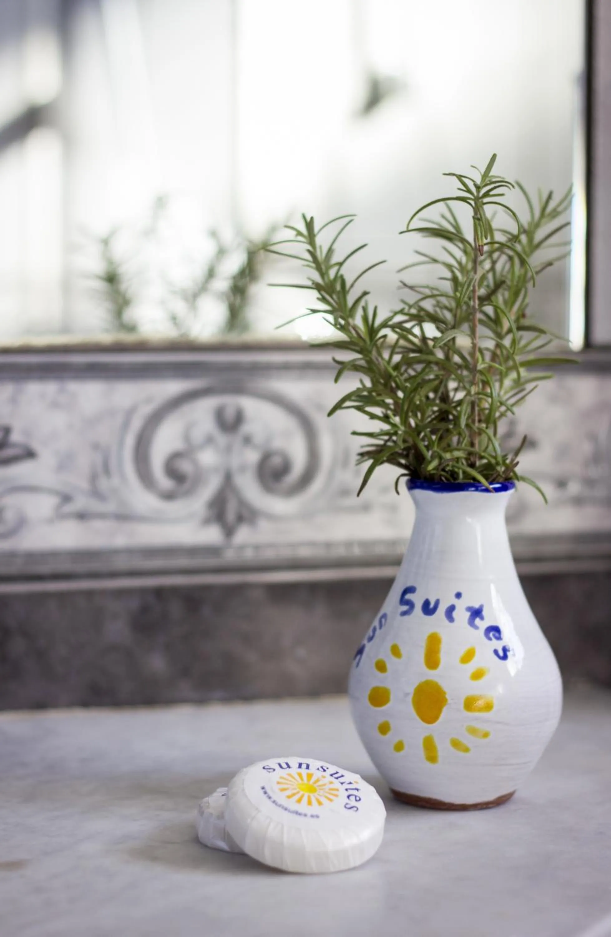 Decorative detail in Sunsuites Carolina