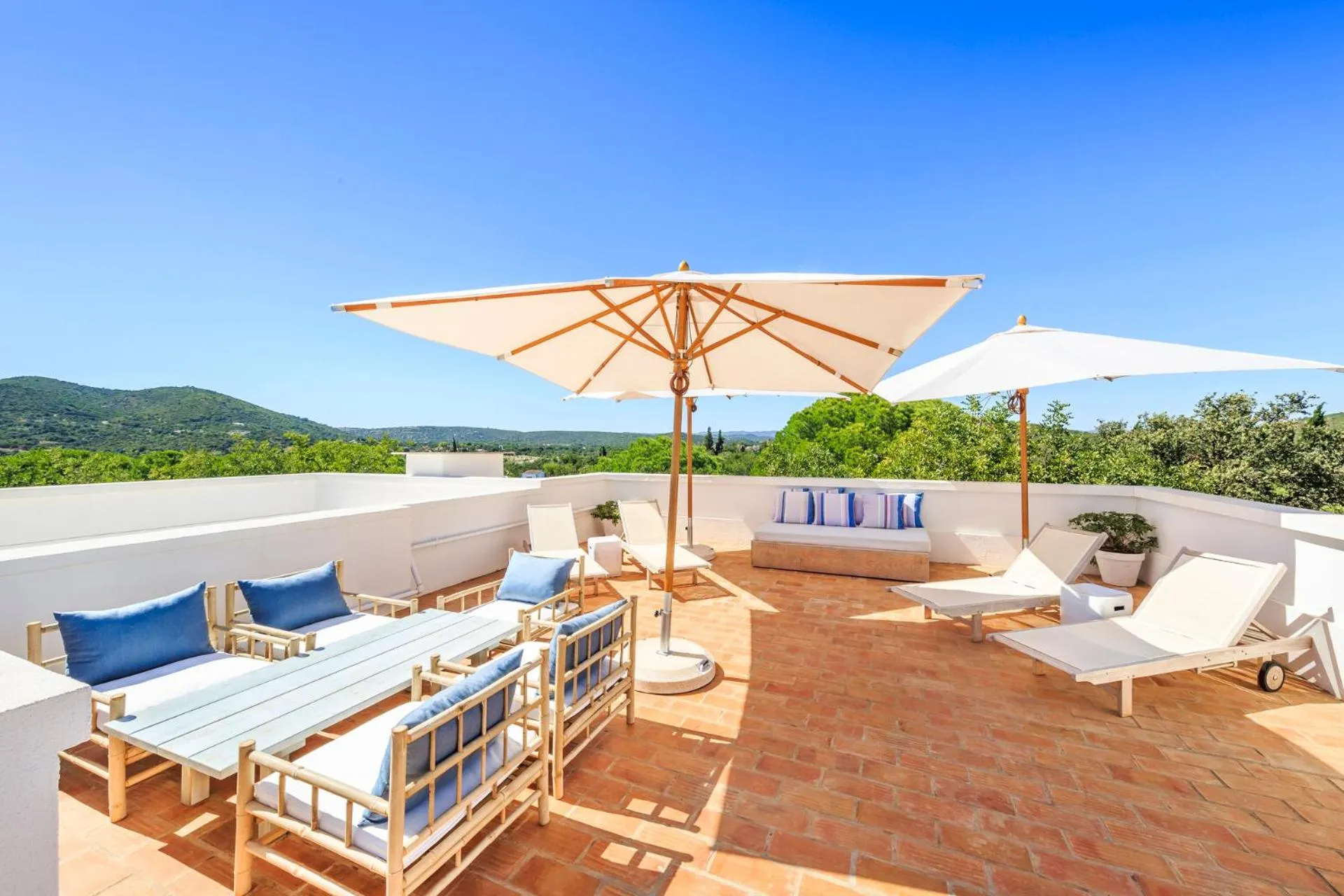 Patio in Octant Vila Monte