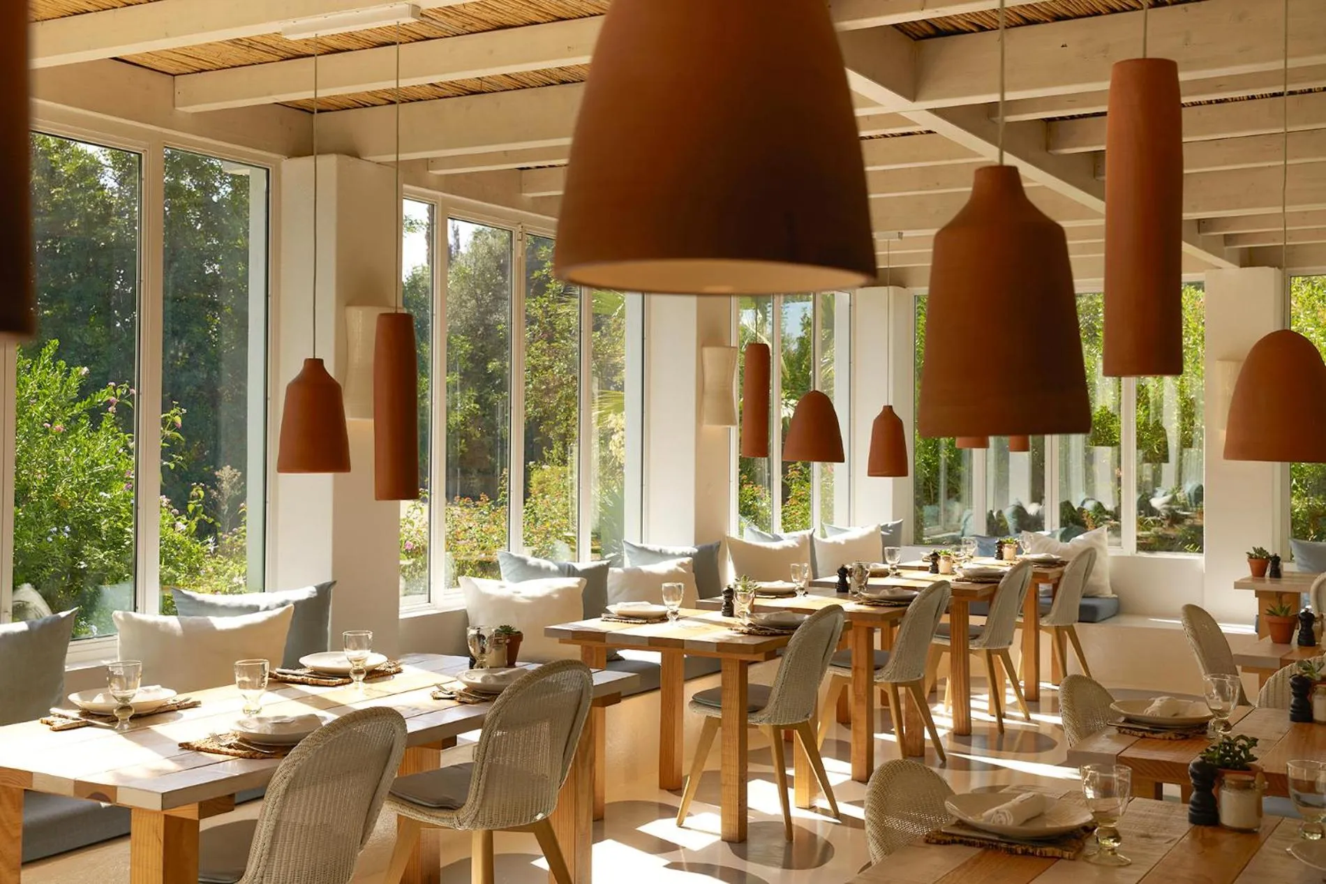 Restaurant/places to eat in Octant Vila Monte