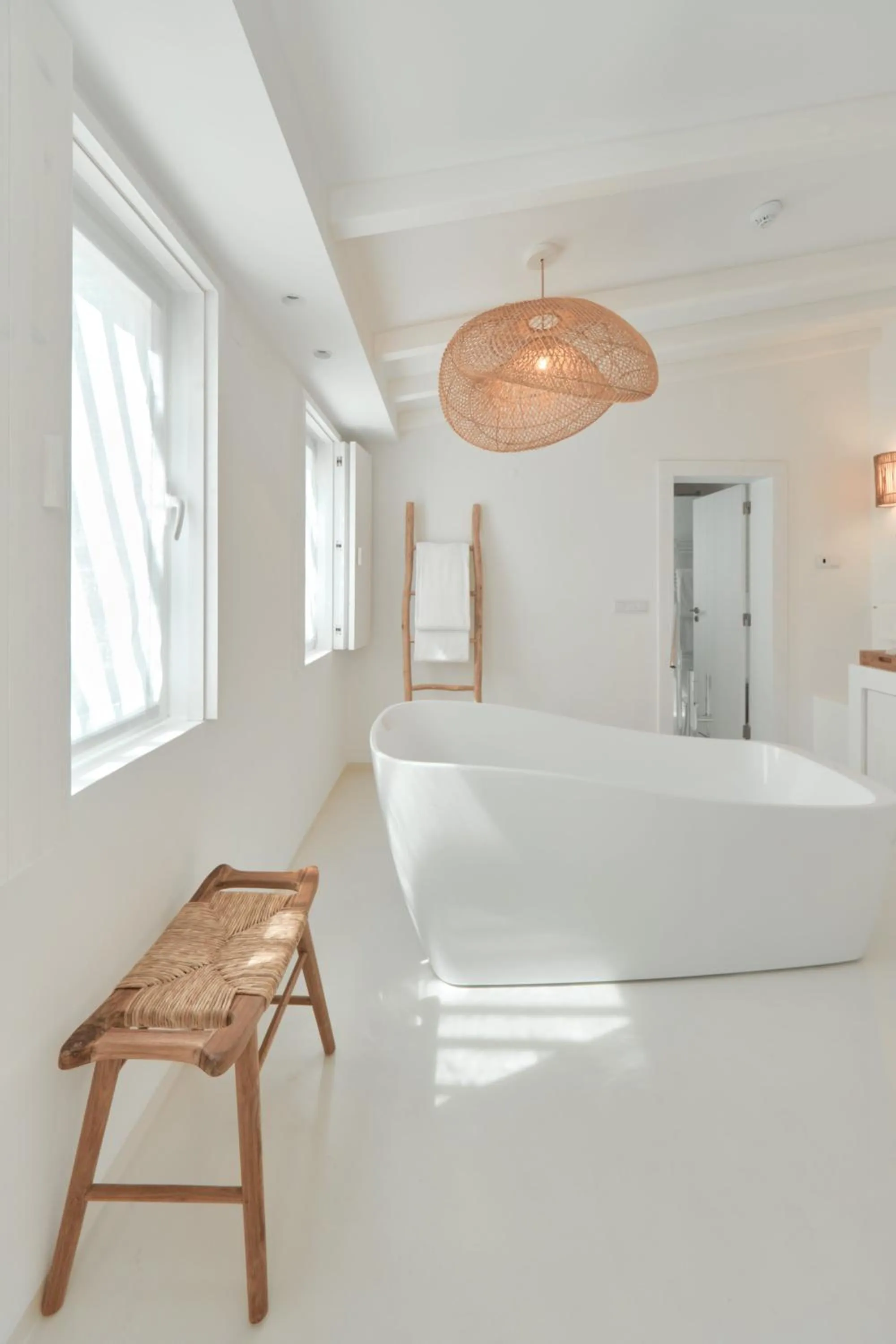 Bathroom, Bed in Octant Vila Monte