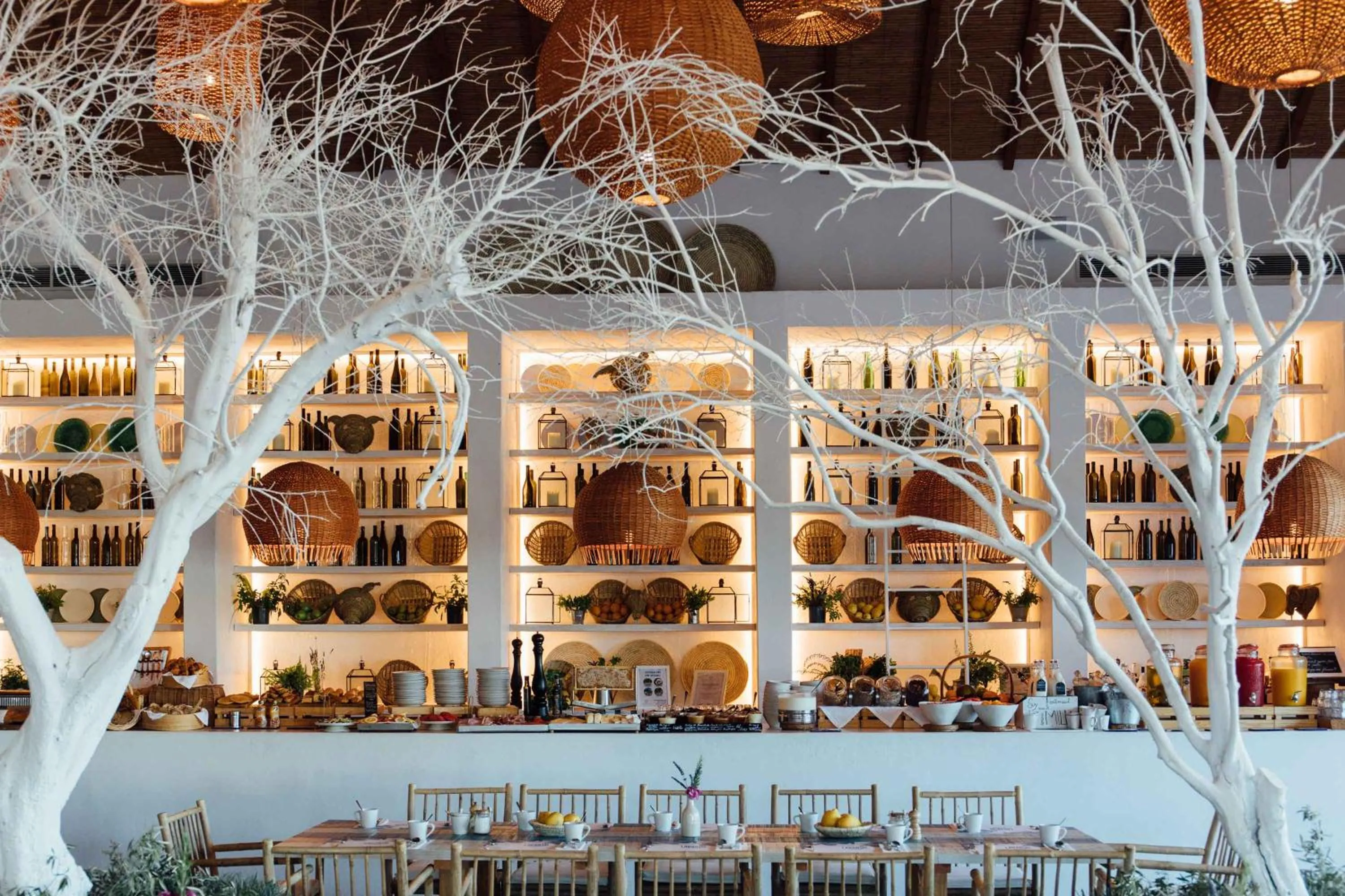 Restaurant/places to eat in Octant Vila Monte