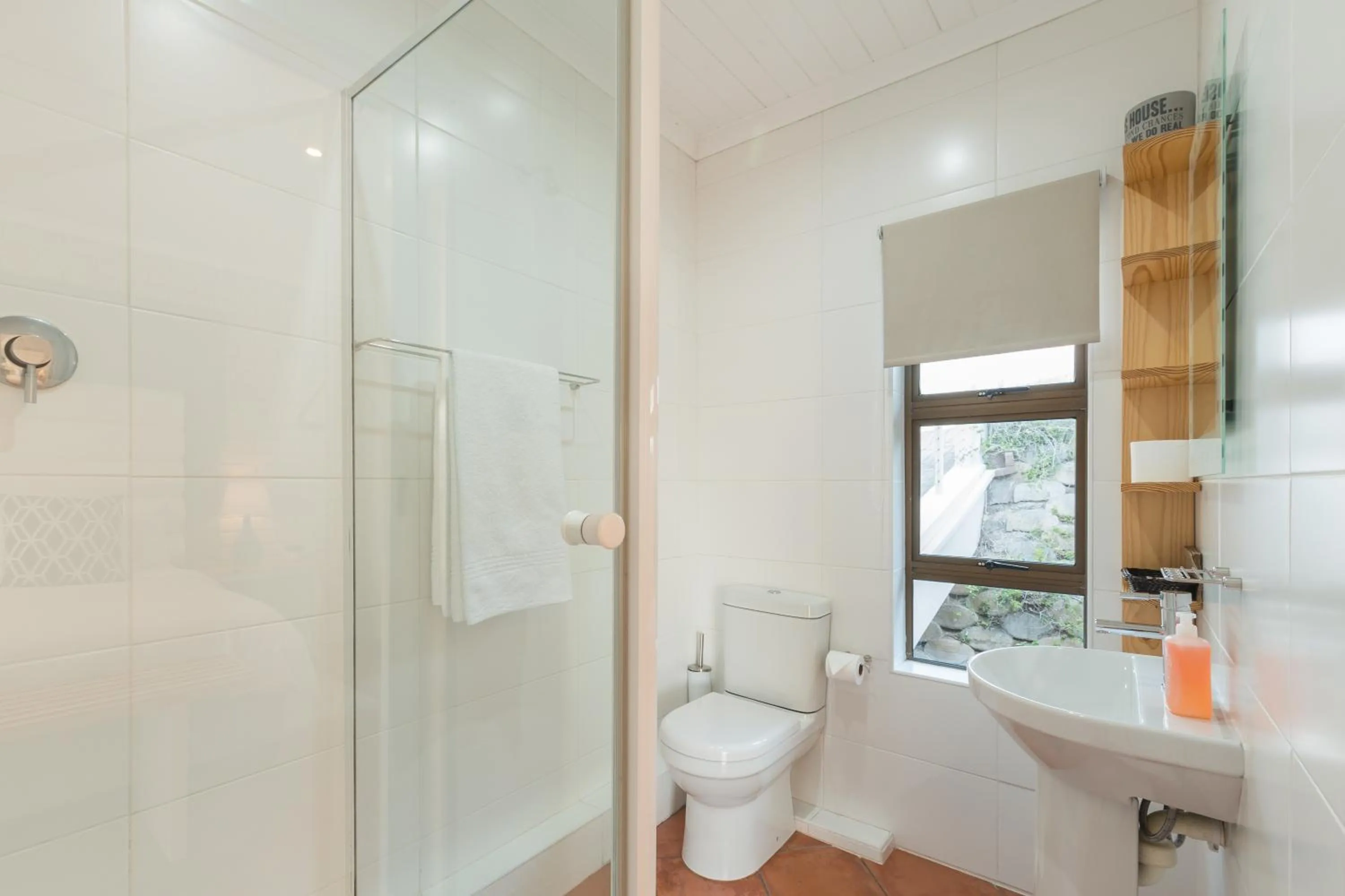 Bathroom in Interlaken Guest House