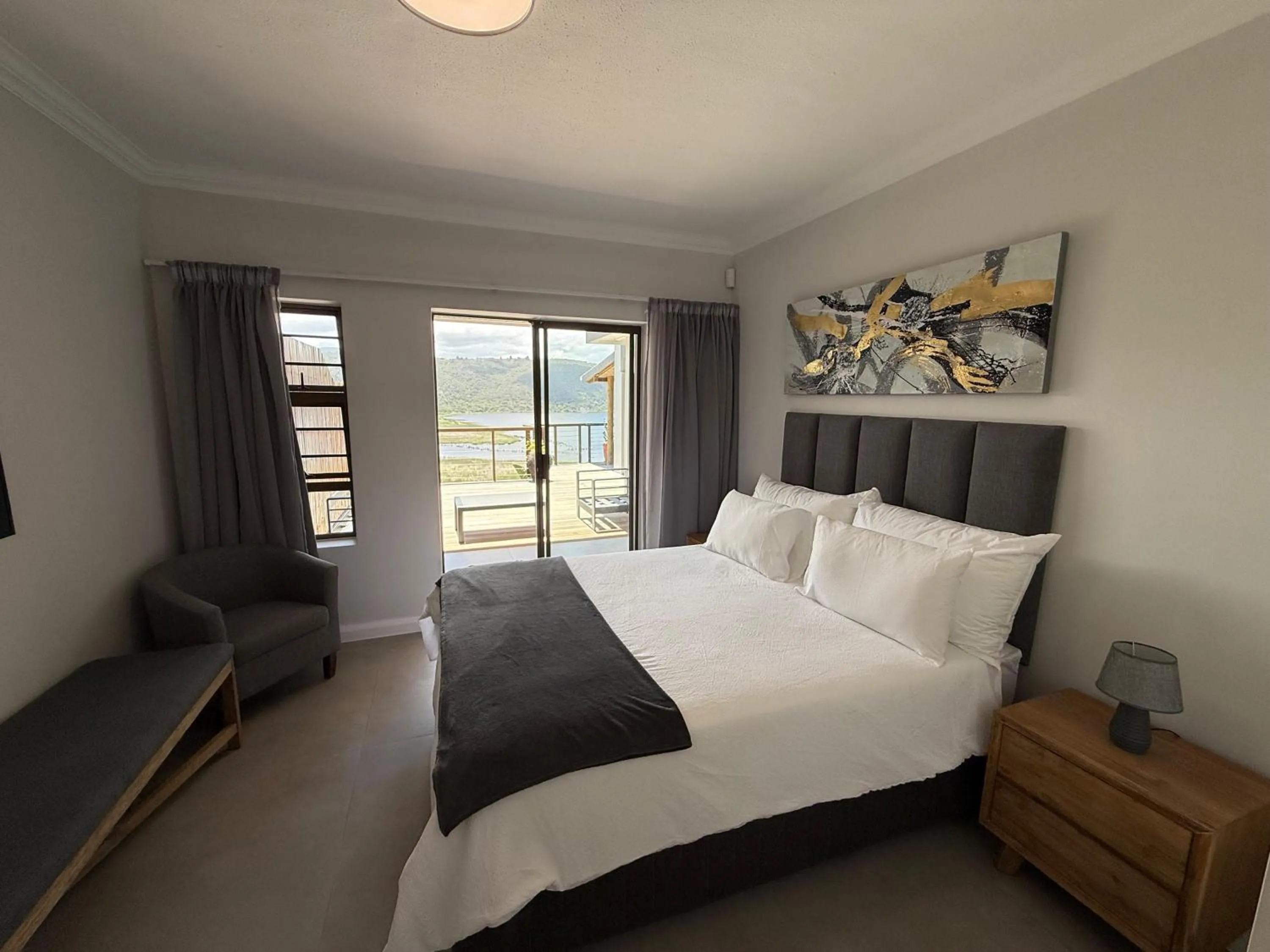 Photo of the whole room, Bed in Interlaken Guest House