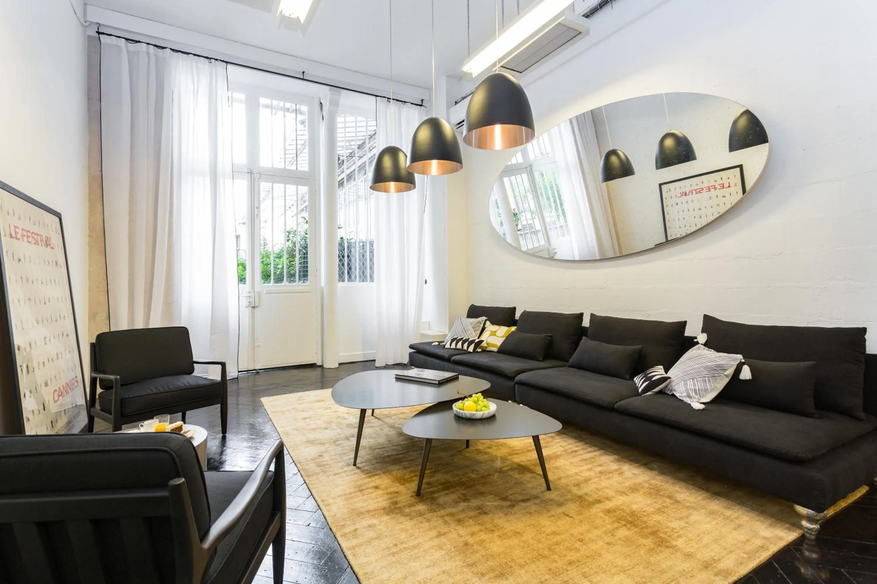 Living room in Habitat Parisien - 2BR-2BA - Aircon Loft Montorgueil
