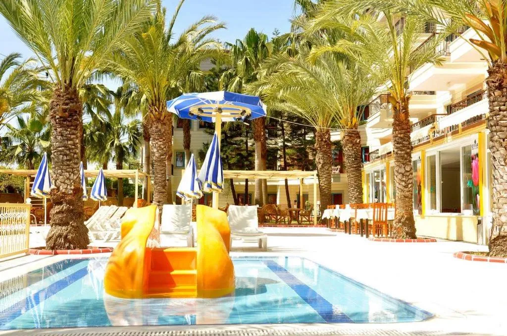 Cinar Family Suite Hotel