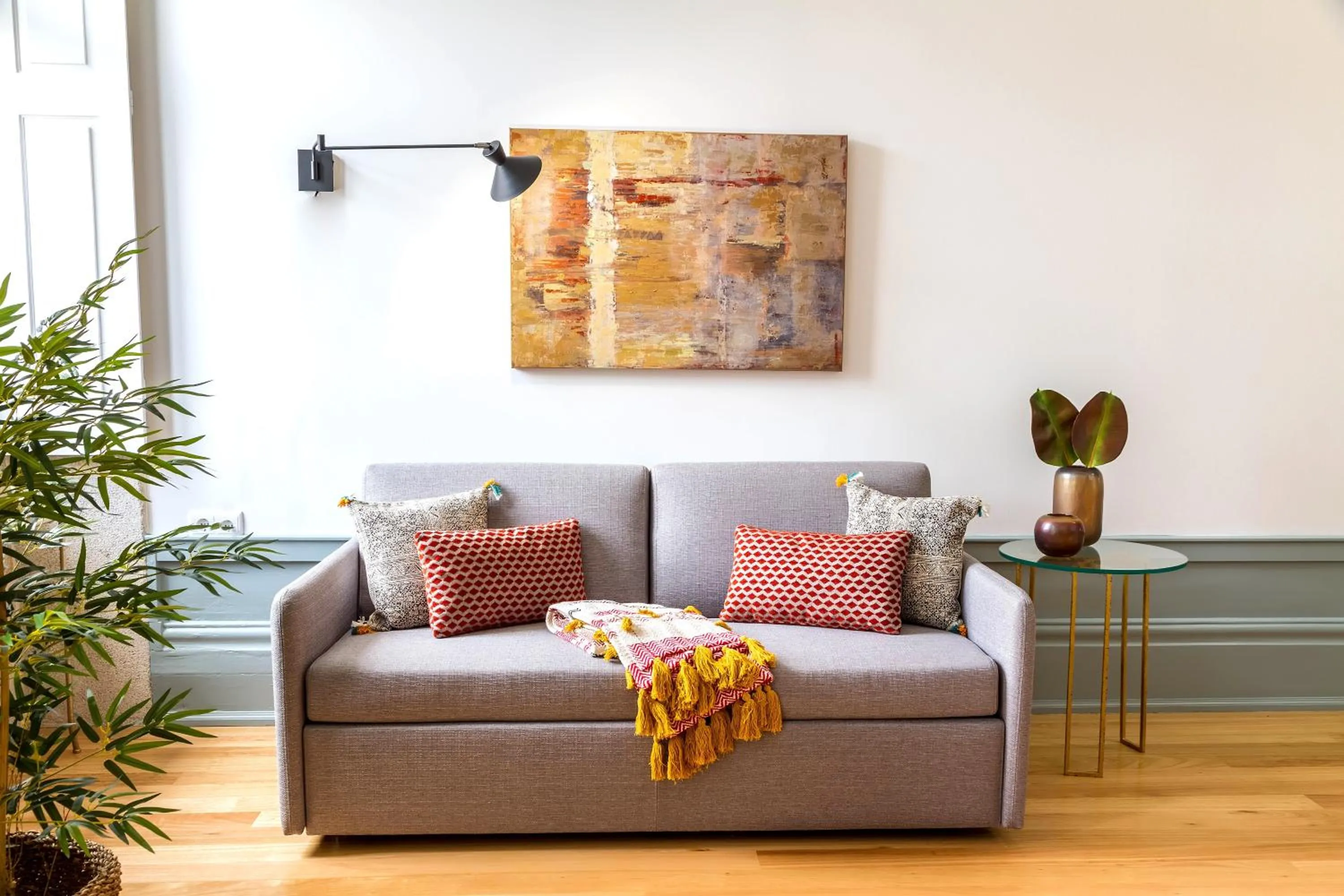 Living room in InSitu Formosa 168 by Guestify